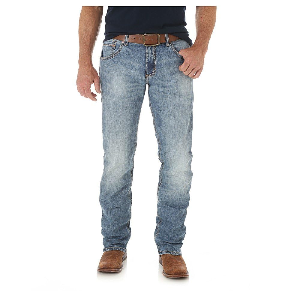 Wrangler Men's Retro Slim Fit Straight Leg Jeans - Classic Denim Pants for Casual Wear & Everyday Style