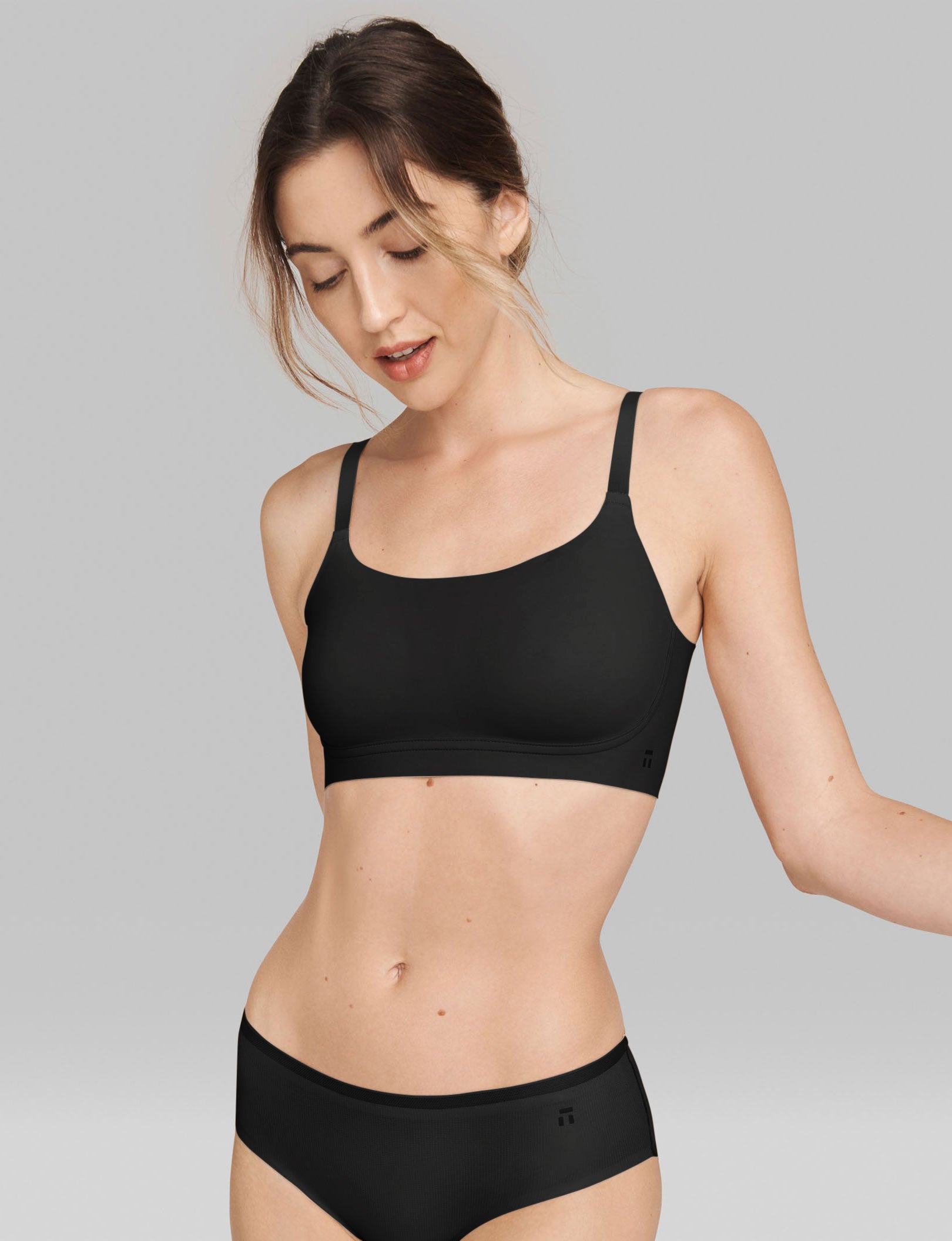 Wire-Free Comfort Smoothing Bralette - Soft Seamless Wireless Bra for Women - Perfect for Yoga, Lounge & Everyday Wear