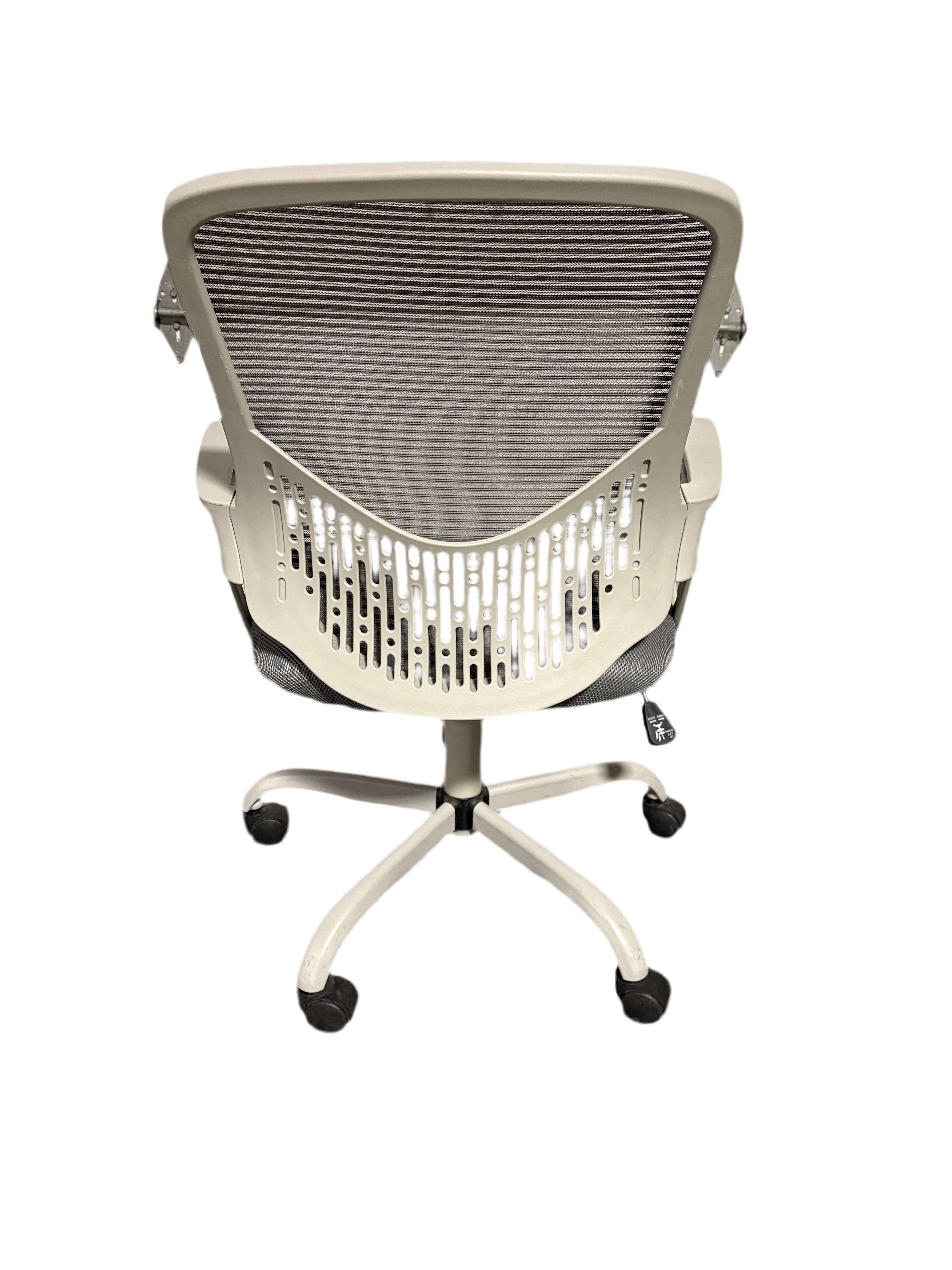 Premium Used Conference Chair - Ergonomic Office Chair for Meetings & Events - Durable & Comfortable Seating Solution for Offices, Conference Rooms & Home Workspaces