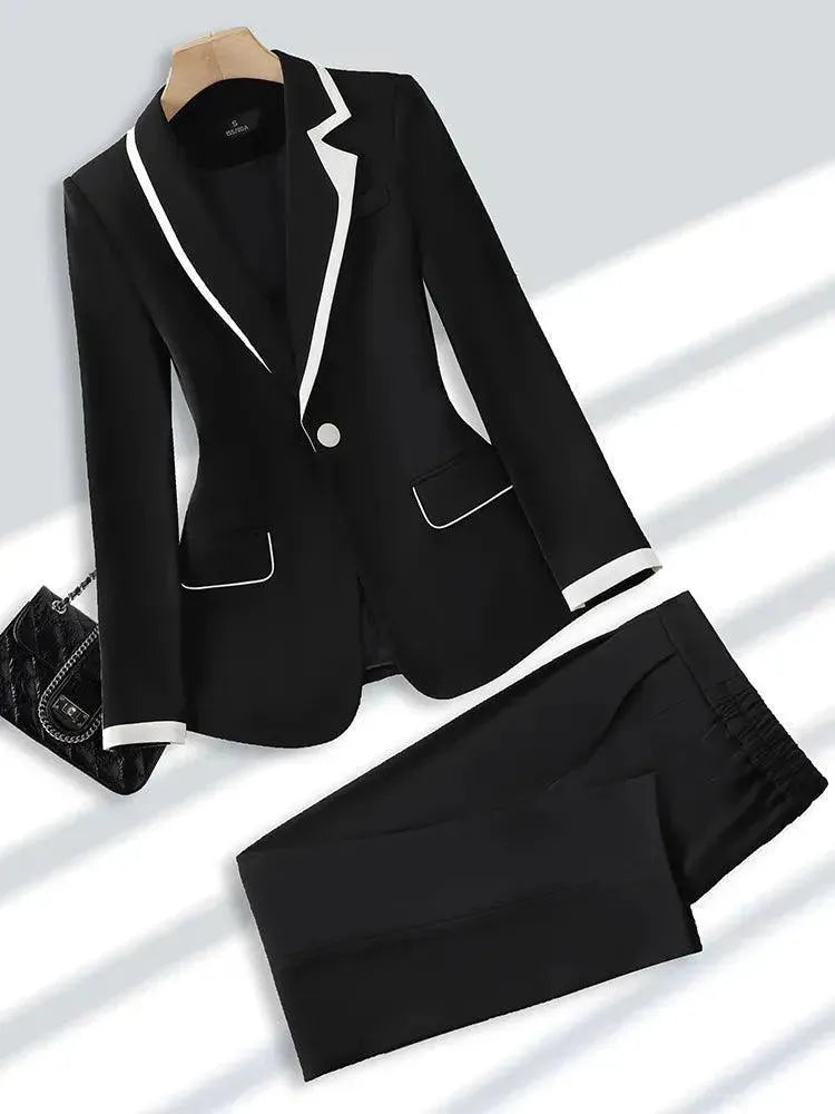 Stylish Double Pocket Women's Pant Suit for Office & Business - Professional Formal Blazer and Pants Set for Work, Interviews & Special Events