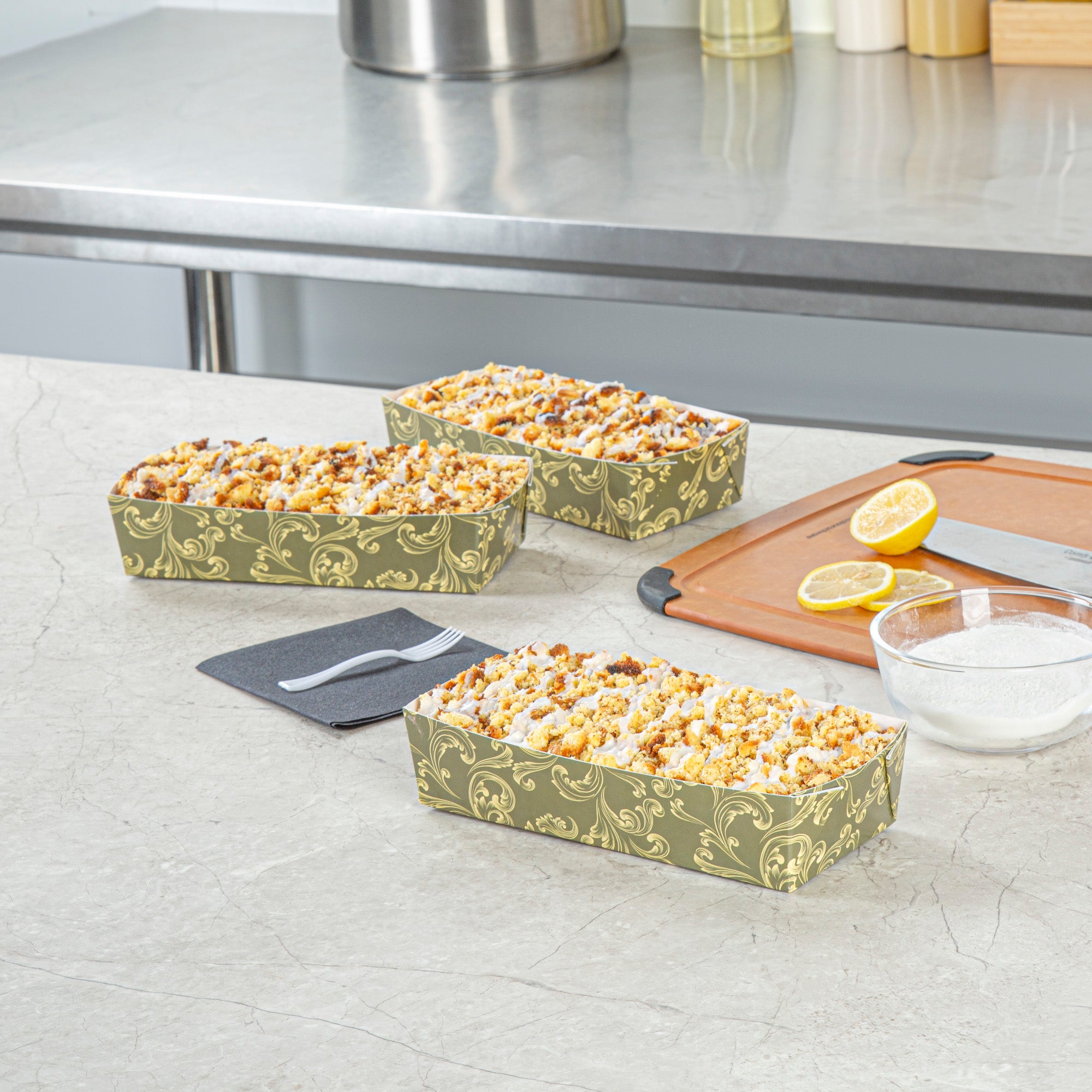 Bake Tek 14 oz Dark Green Vintage Floral Paper Baking Tray - Greaseproof & Eco-Friendly - 7.75