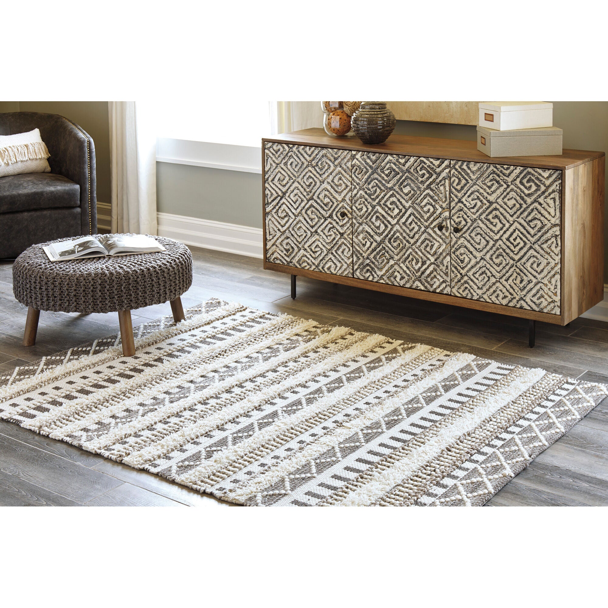 Karalee Ivory Rug - Soft Plush Area Rug for Living Room, Bedroom, Dining Room - Perfect for Home Decor & Cozy Spaces