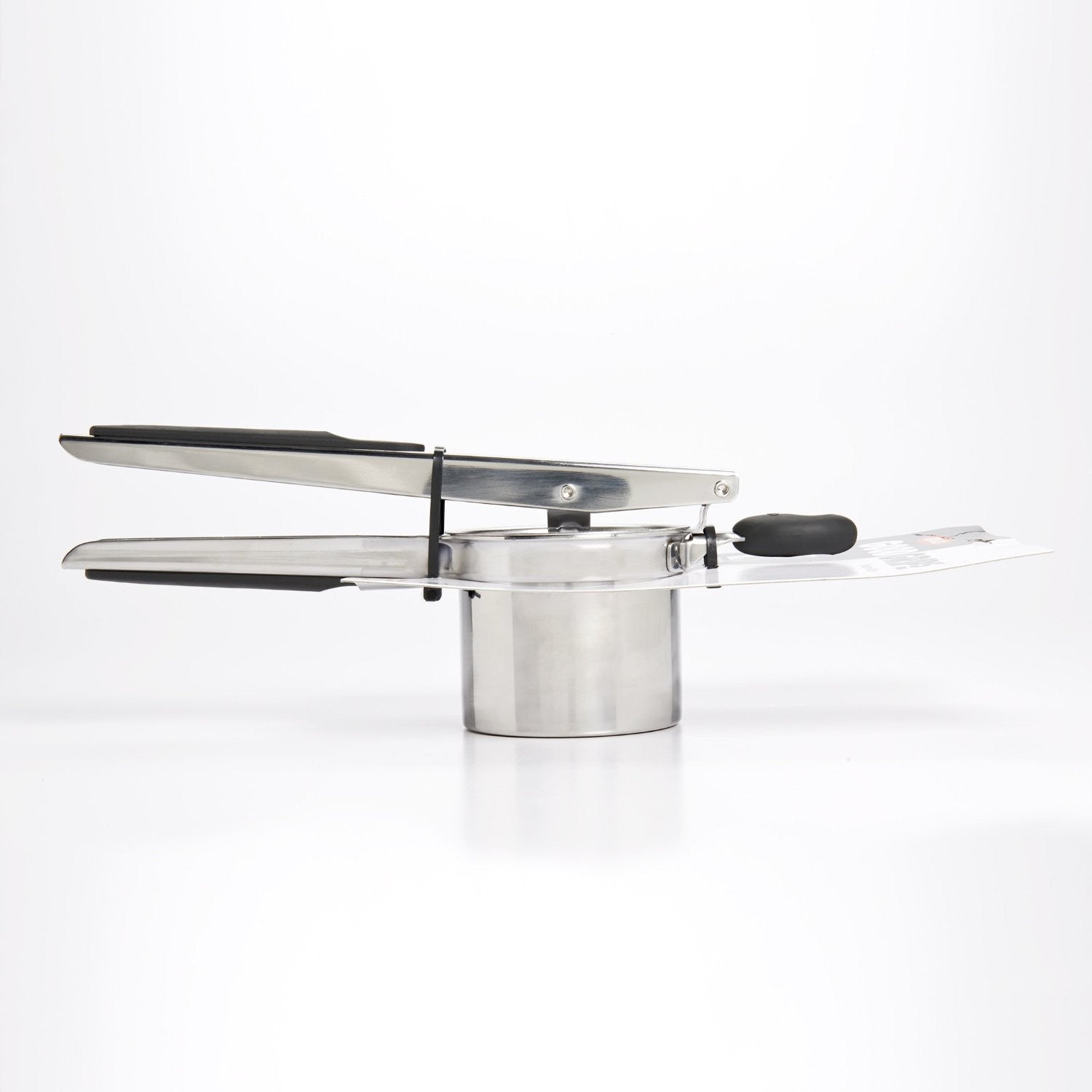 OXO Stainless Steel Potato Ricer - Heavy Duty Kitchen Tool for Mashed Potatoes, Baby Food & Purees - Perfect for Home Cooking & Meal Prep