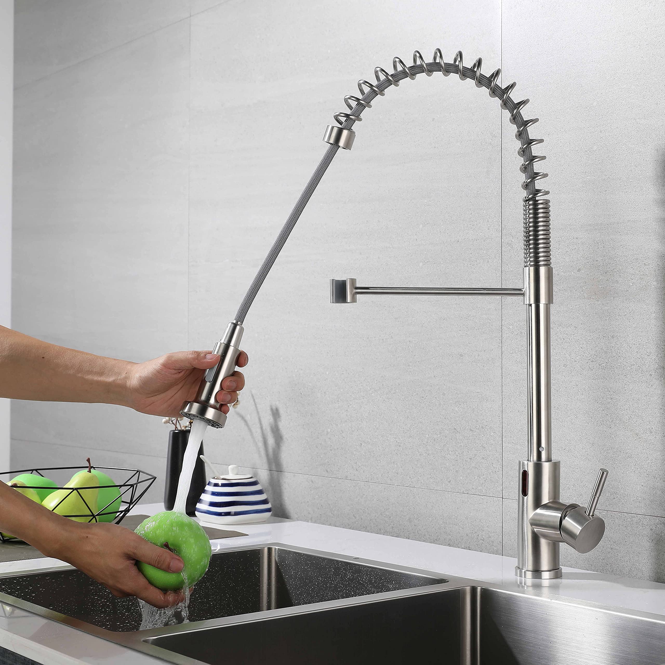 Touchless Kitchen Faucet with Motion Sensor - Single Handle Pull Down Sprayer Sink Faucet in Brushed Nickel Finish for Modern & Hygienic Kitchen (Ideal for Cooking, Dishwashing & Food Prep)