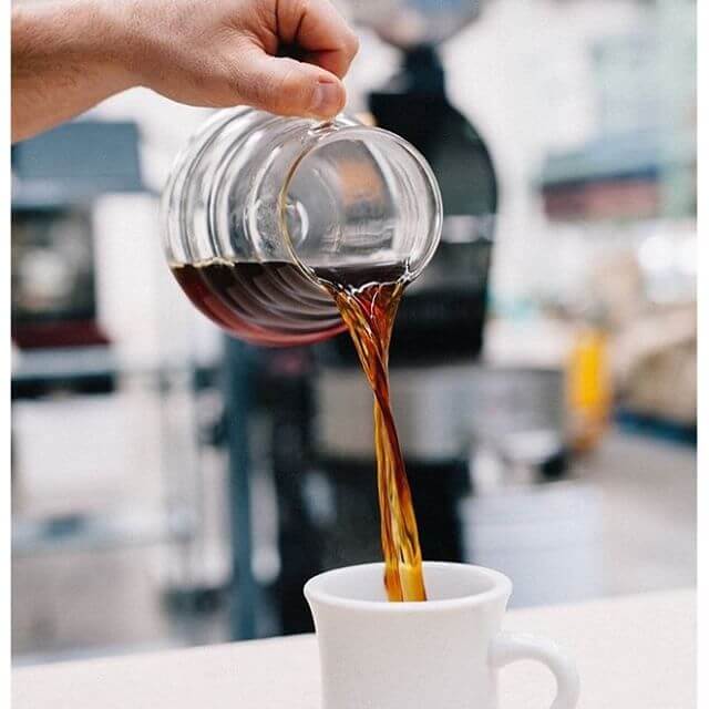 Hario V60 Clear Range Server - 700ml Glass Coffee Dripper & Carafe for Pour Over Brewing - Perfect for Home, Office, and Specialty Coffee Shops