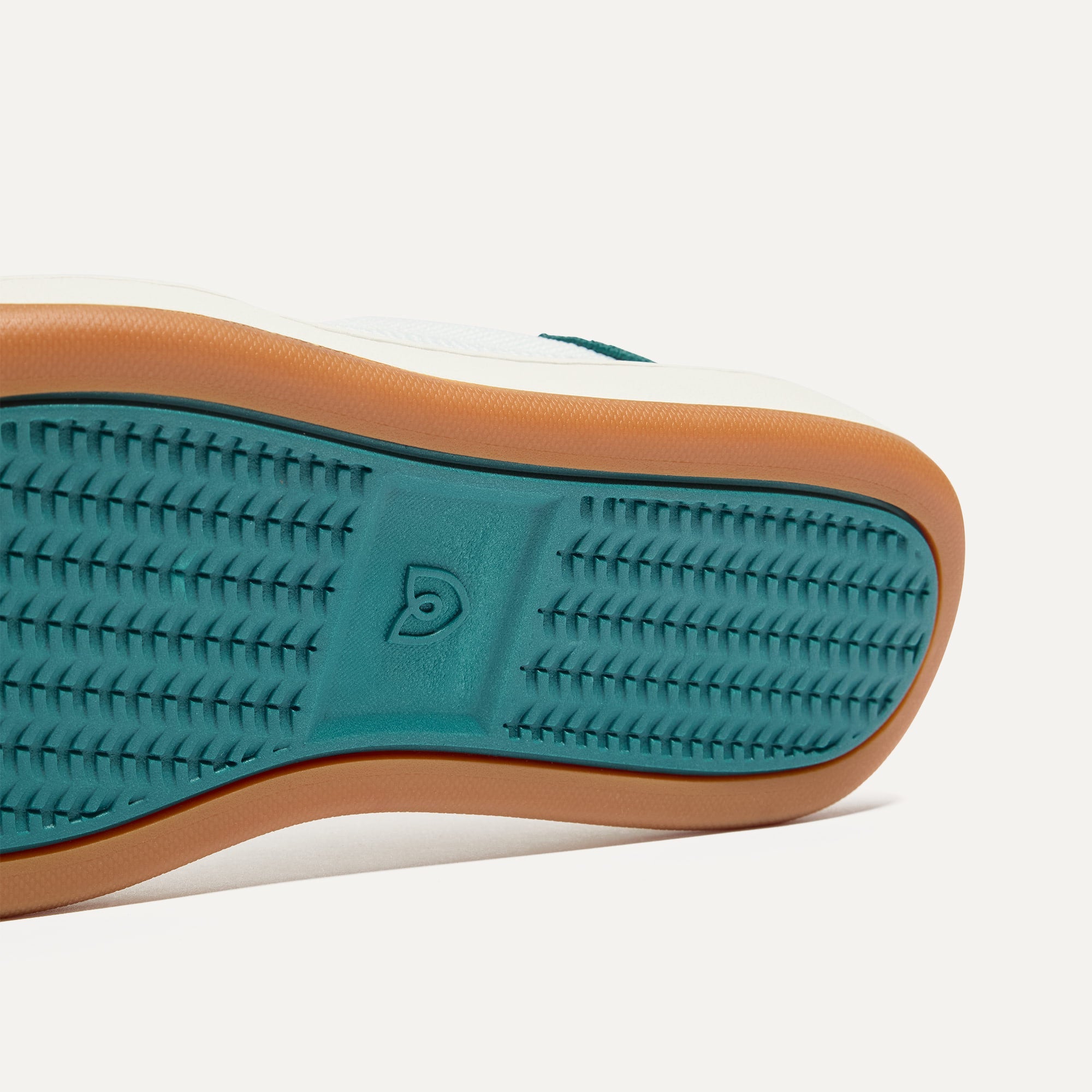 Men's Turf Court Sneakers - Lightweight & Durable for Tennis, Basketball & Outdoor Sports