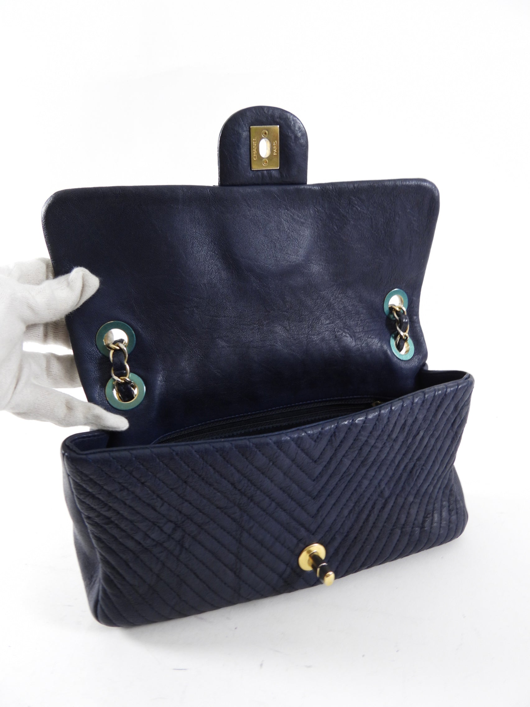 Chanel Chevron Quilted Small Flap Bag in Navy Blue - Luxury Crossbody Purse for Women, Perfect for Date Night & Evening Events