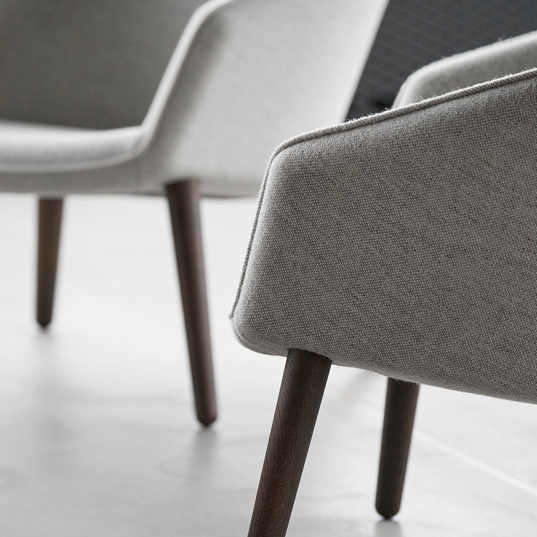 Comfortable Ditzel Lounge Chair - Upholstered Modern Accent Chair for Living Room, Bedroom & Office - Perfect for Relaxing and Reading