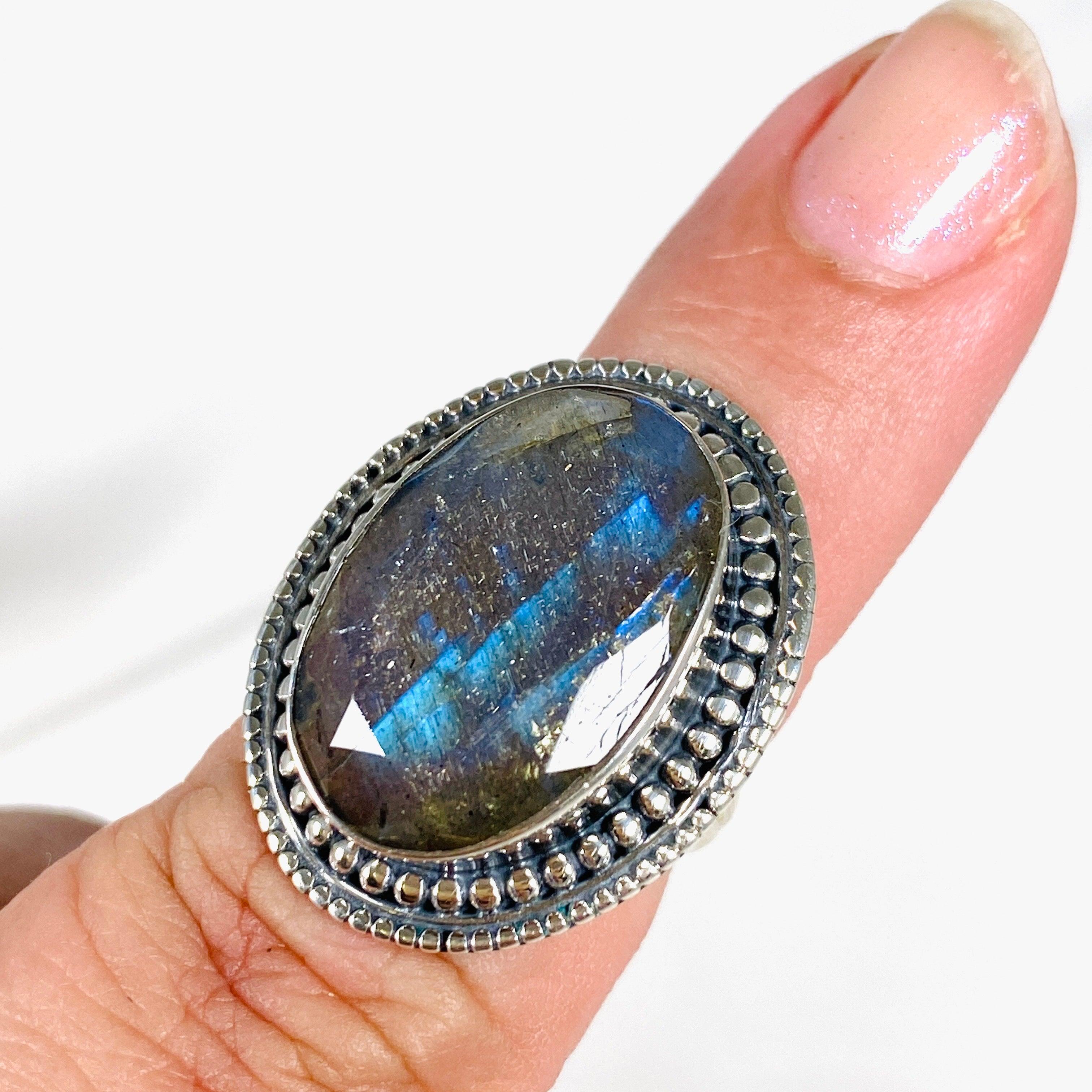 Labradorite Faceted Oval Ring - Size 6 - KRGJ2718 - Elegant Gemstone Jewelry for Women, Perfect for Weddings, Parties & Special Occasions
