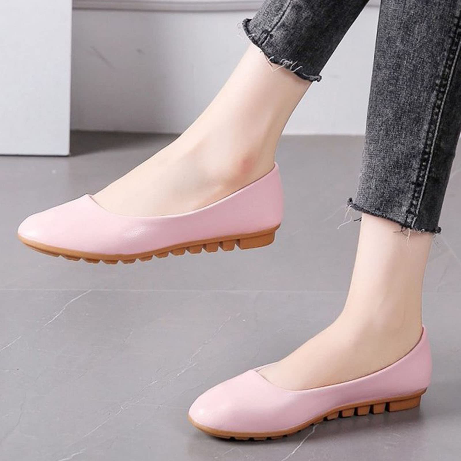 Women's Breathable Slip-On Sneakers - Comfortable Casual Shoes for Outdoor & Leisure Wear | Perfect for Walking, Travel, and Everyday Errands