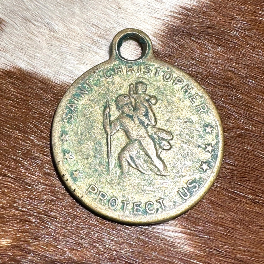 Vintage St. Christopher Pendant Necklace - Antique Copper Religious Medal Charm for Men & Women - Perfect for Travel Protection, Gifts & Everyday Wear
