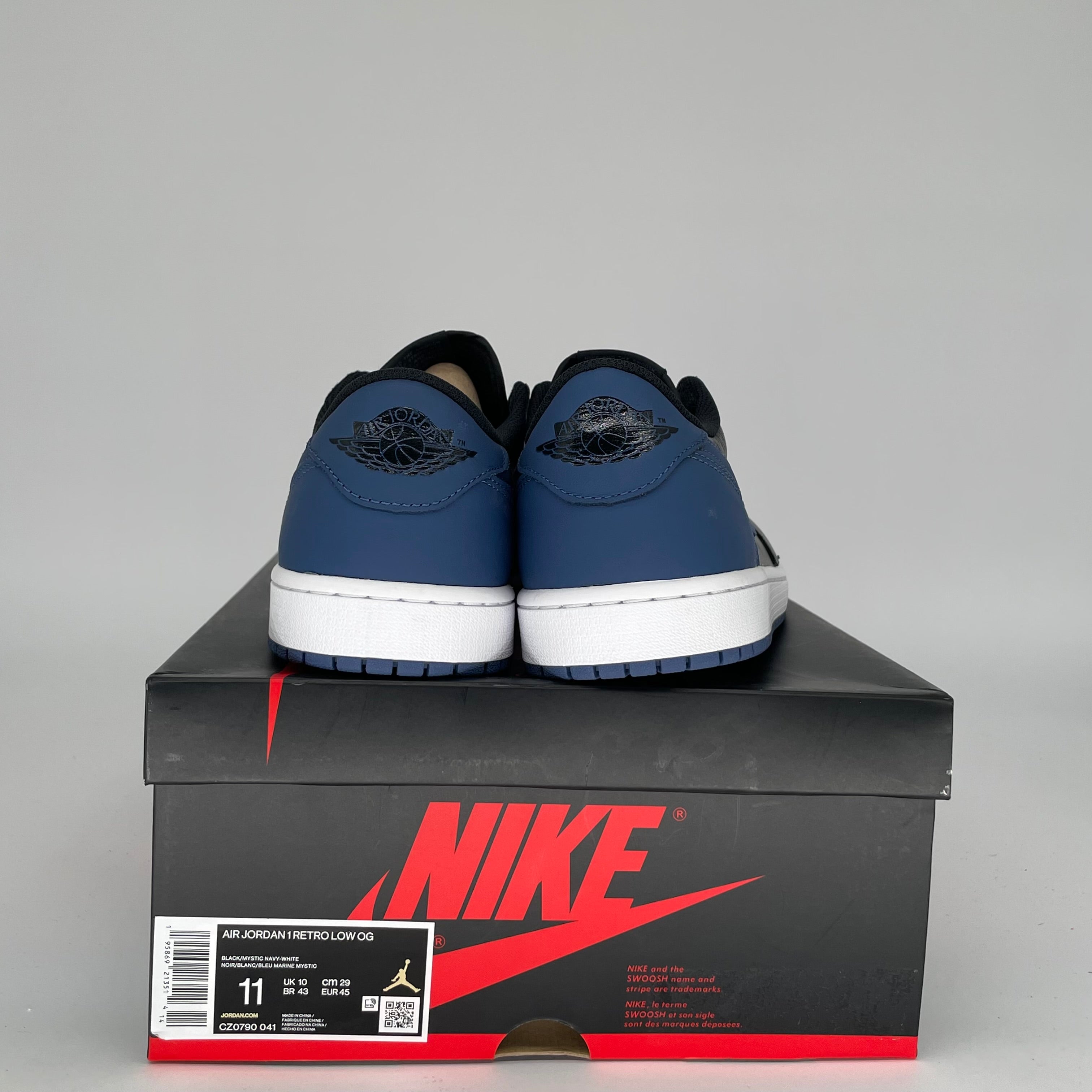 Original Air Jordan 1 Low Mystic Navy Men's Shoes Size 11 - CZ0790-041 | Retro Basketball Sneakers for Casual Wear & Street Style