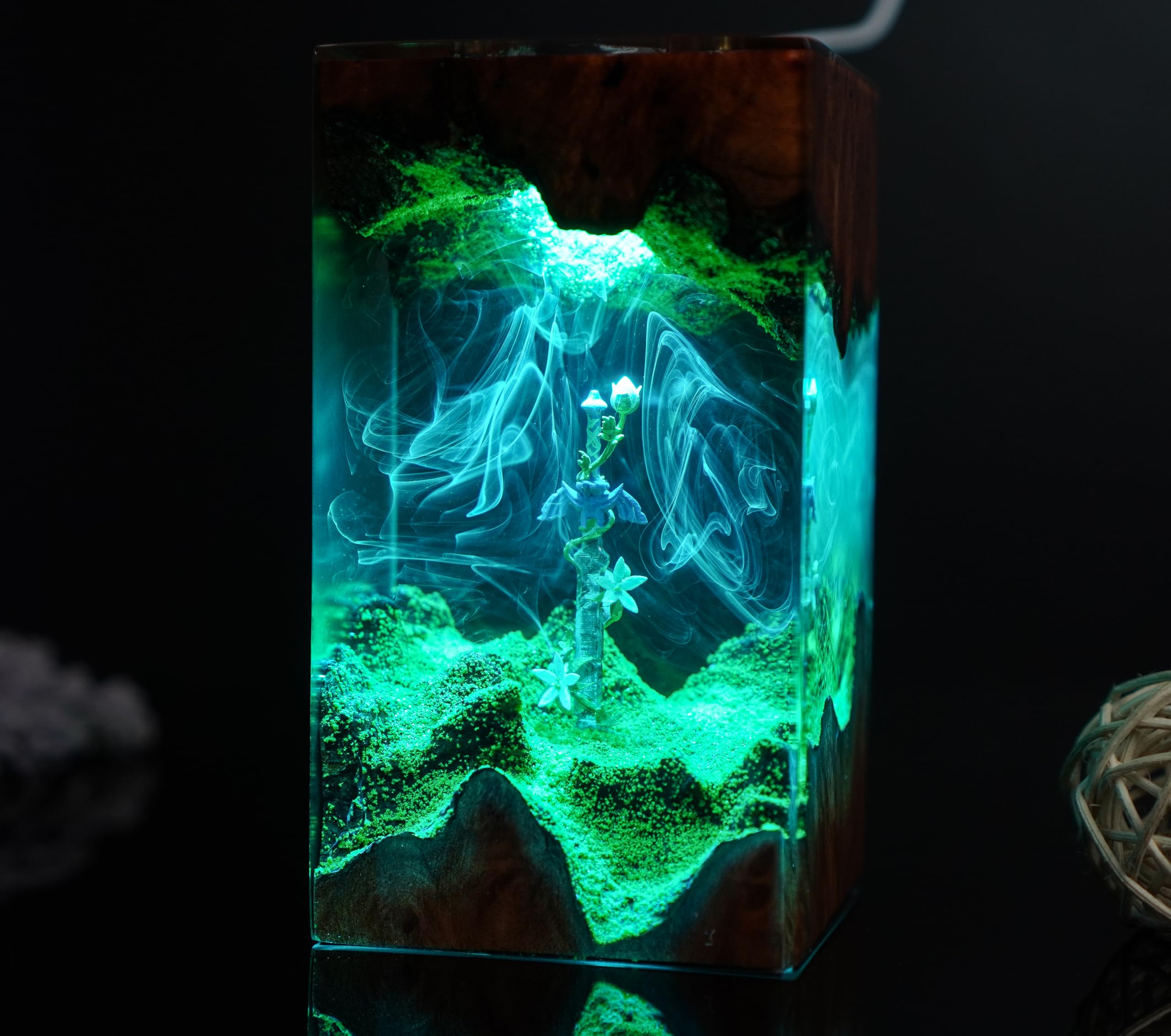 Legend of Zelda Master Sword & Silent Princess Flower Night Light - 8x15cm Resin Wood Gaming Lamp for Bedroom, LoZ/TOTK/BOTW Themed Decor, Perfect Gift for Gamers & Birthday Present - Creates Cozy Gaming Atmosphere