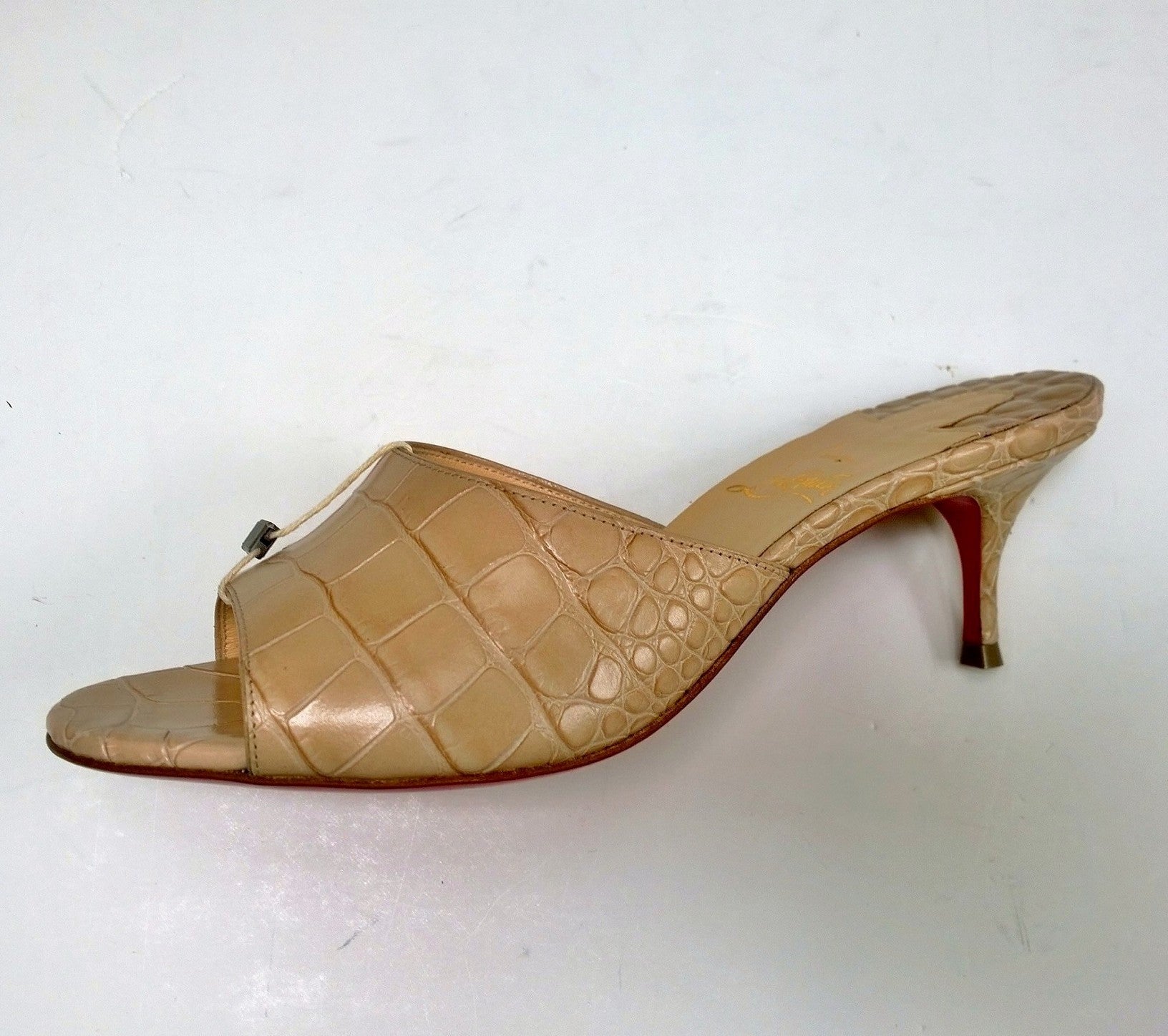 Christian Louboutin East 55 Nougat Shell Pink Crocodile Embossed Slides Mule Heels - Luxury Women's Summer Sandals for Beach, Party & Wedding Occasions
