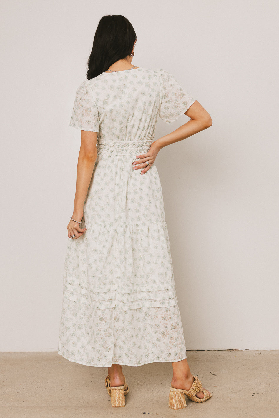 Arabelle Floral Maxi Dress for Women - Summer Boho Long Flowy Dress with Pockets - Perfect for Beach Vacations, Weddings & Date Nights