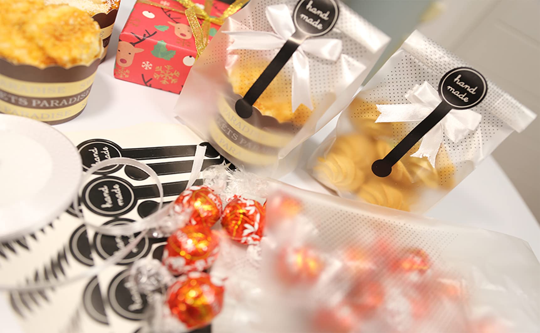 100 Pack Translucent Plastic Bags for Cookie, Cake, Chocolate & Candy Wrapping - Bakery, Party & Gift Packaging with Stickers - Perfect for Home Baking, Wedding Favors & Small Business Treats