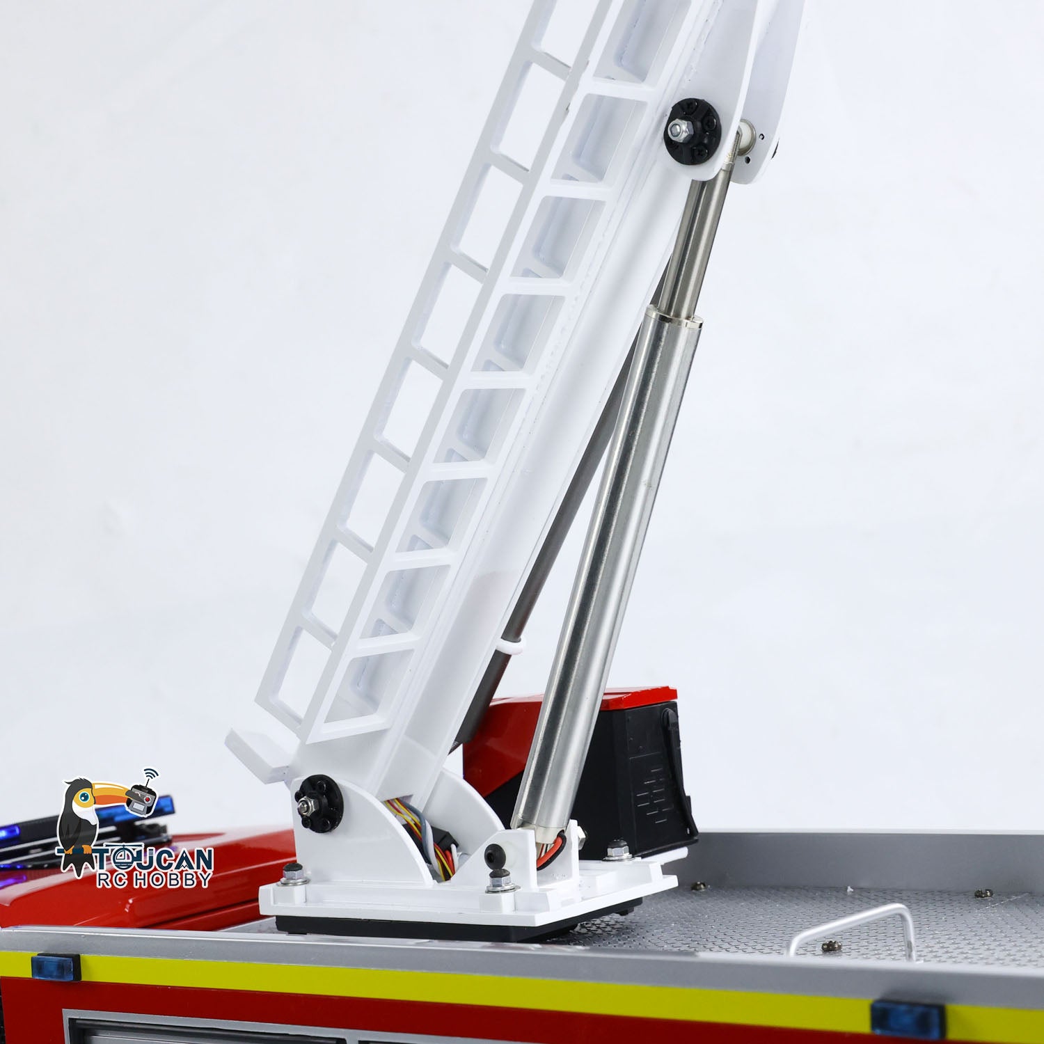 1/14 Scale 8x4 Metal Chassis RC Fire Truck with Extendable Turret & High Reach Snozzle - PNP Remote Control Hobby Model 3363 ST8 for Professional Firefighting Simulation and RC Vehicle Enthusiasts