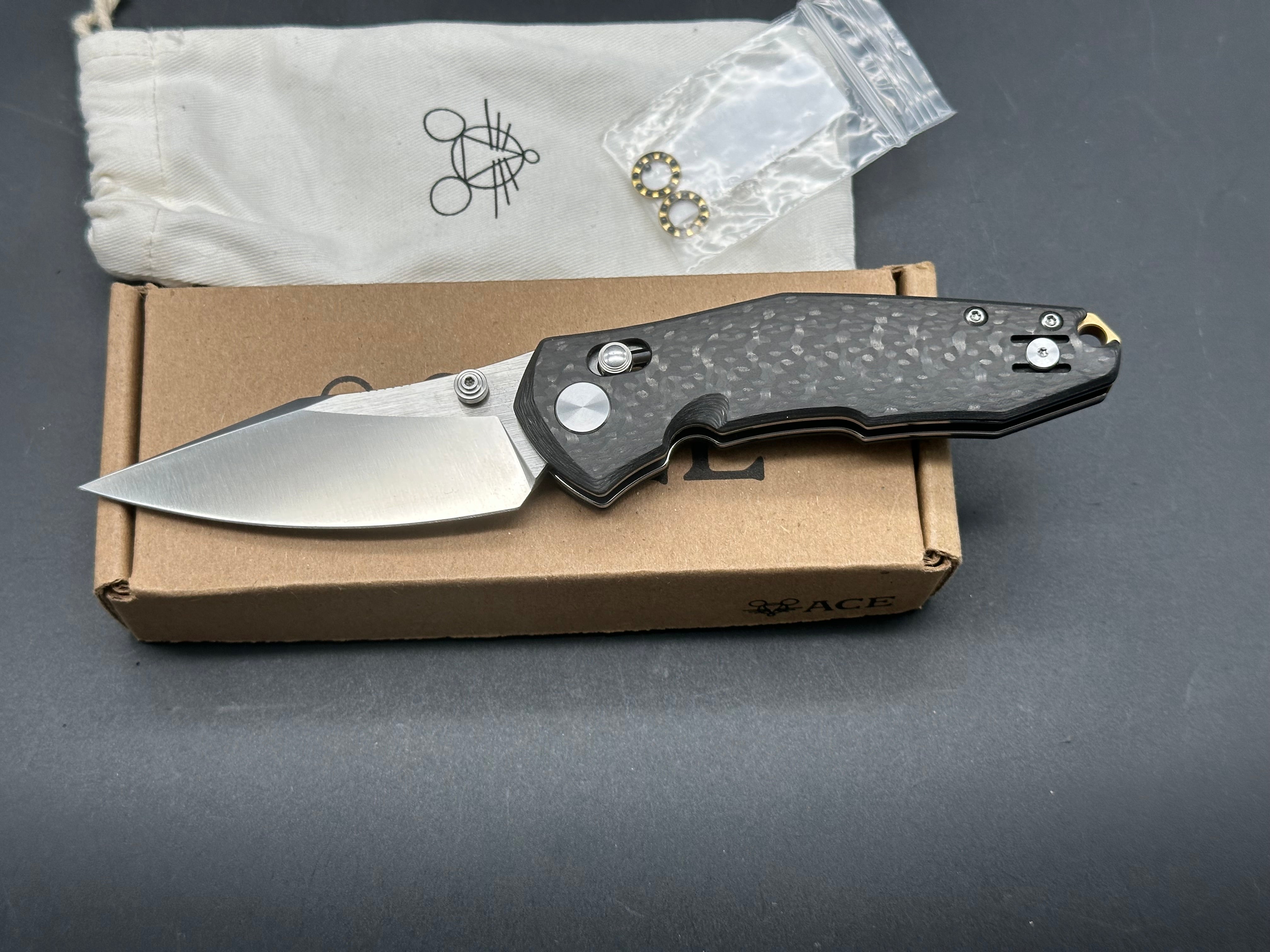 GIANT MOUSE KNIVES ACE NAZCA Folding Knife - Carbon Fiber Handle, MagnaCut Steel, Plain Edge | EDC, Outdoor, Camping & Survival Tool
