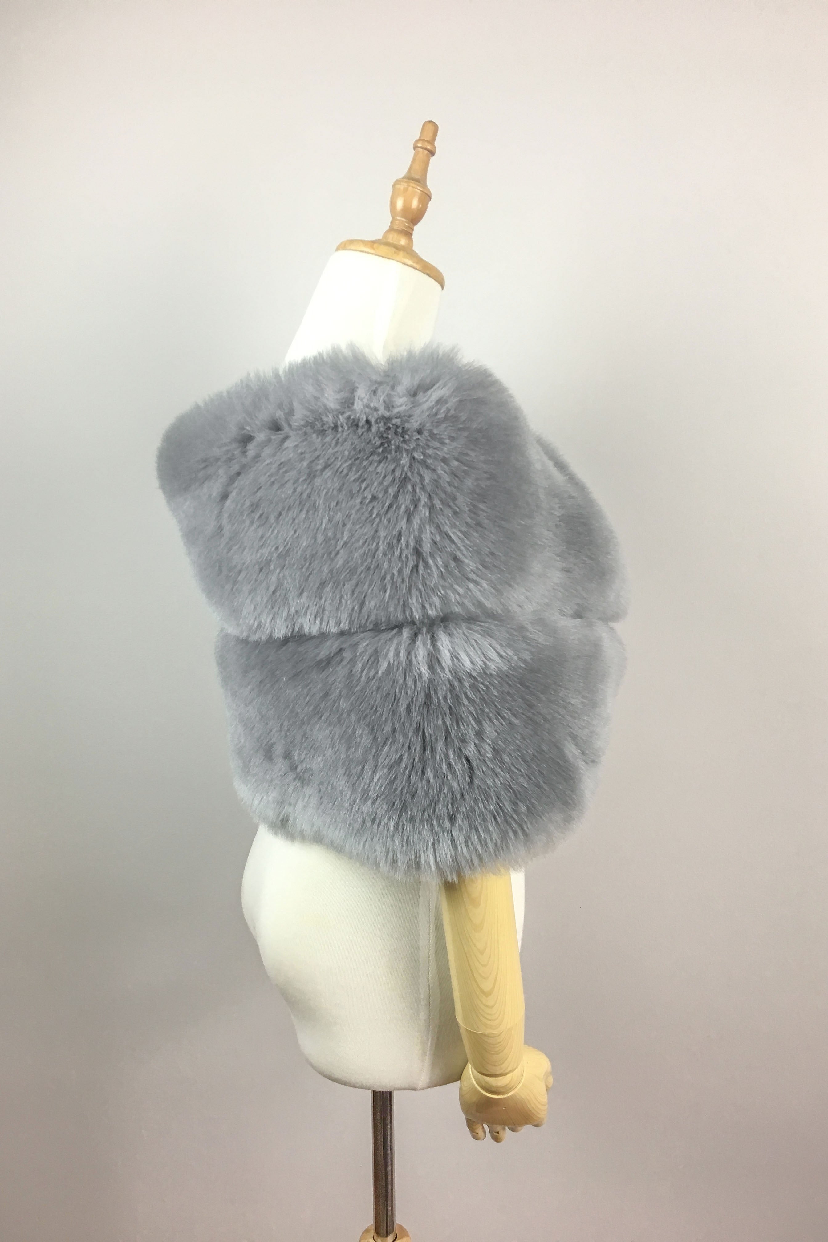 Luxury Gray Fur Wrap - Soft & Warm Winter Shawl for Women (Penelope Gry01) - Perfect for Parties, Weddings & Cold Weather Fashion