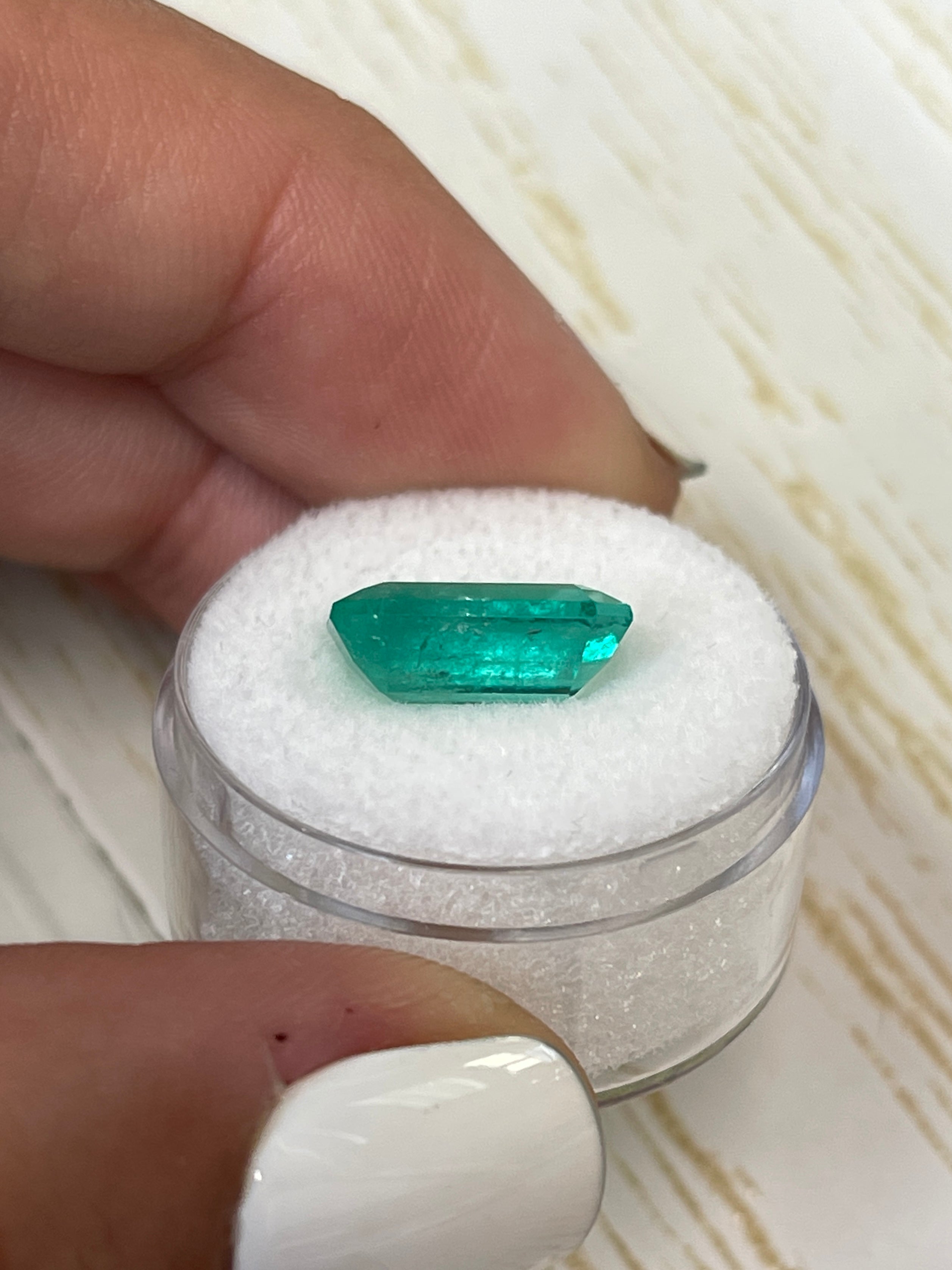 4.89 Carat 13x9mm Loose Natural Green Emerald Cut Gemstone for Jewelry Making - Engagement Rings, Earrings & Necklaces