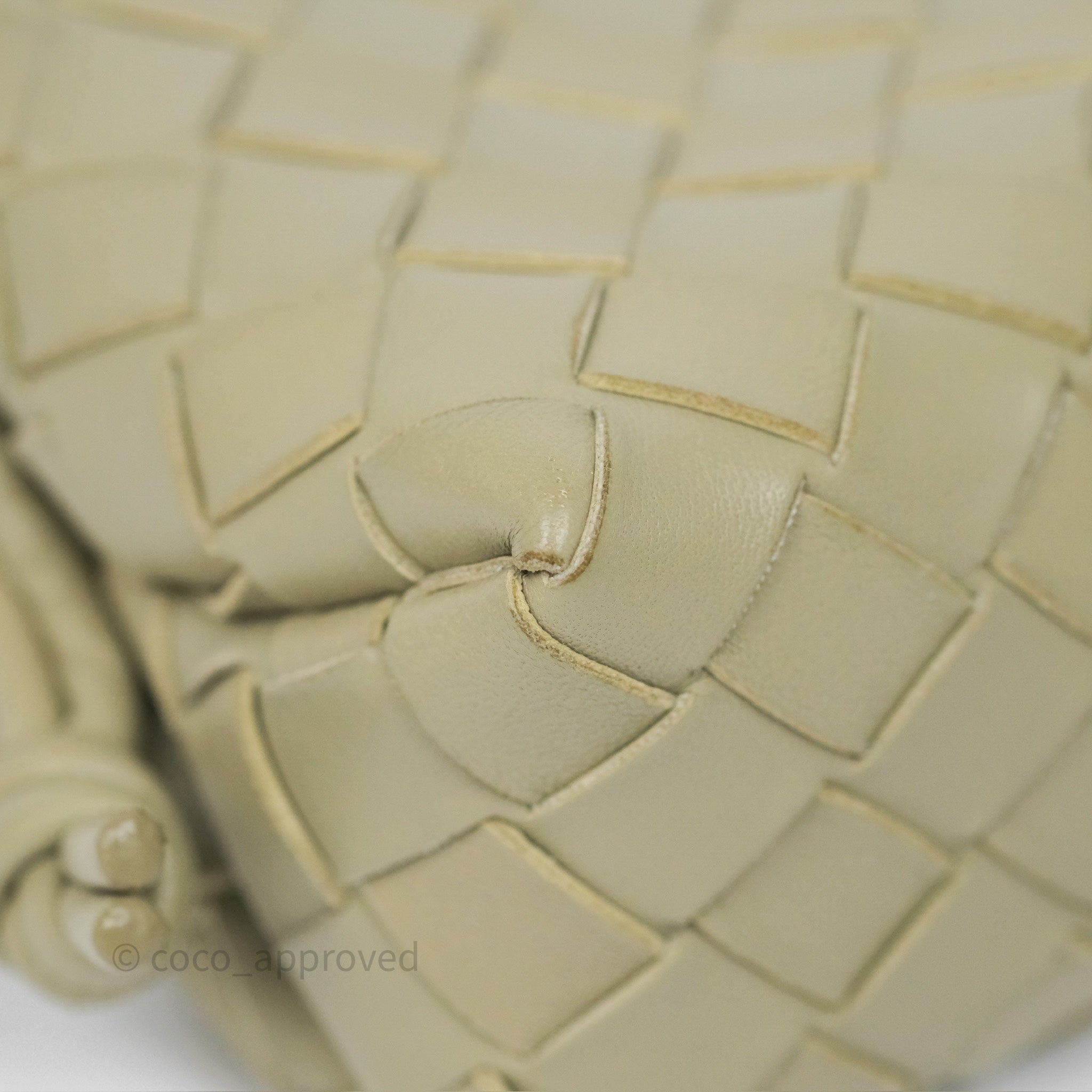 Bottega Veneta Loop Camera Bag - Intrecciato Lambskin Leather Crossbody Bag in Travertine | Stylish Everyday Purse for Women, Perfect for Work, Travel & Date Night