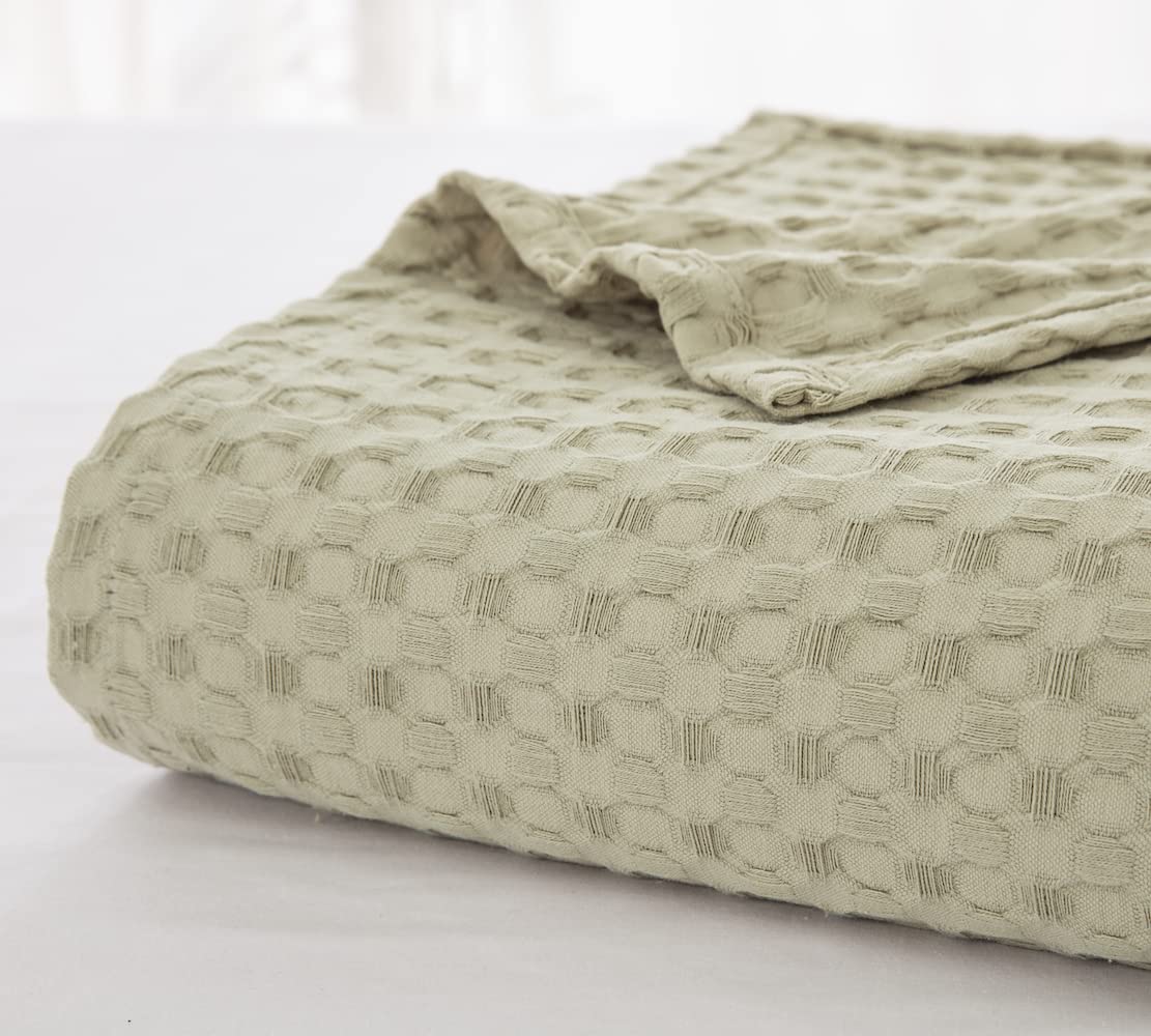 DAUAOTO King Size Waffle Cotton Blanket 104x90 Inches - Ultra Soft All Season Bed Blanket for Adults, Sage Green - Perfect for Cozy Bedroom, Guest Room & Dorm Decor