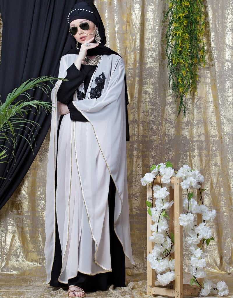 Elegant Embroidered Arabic Butterfly Abaya Kaftan Dress in Light Pink - Perfect for Eid, Weddings & Special Occasions