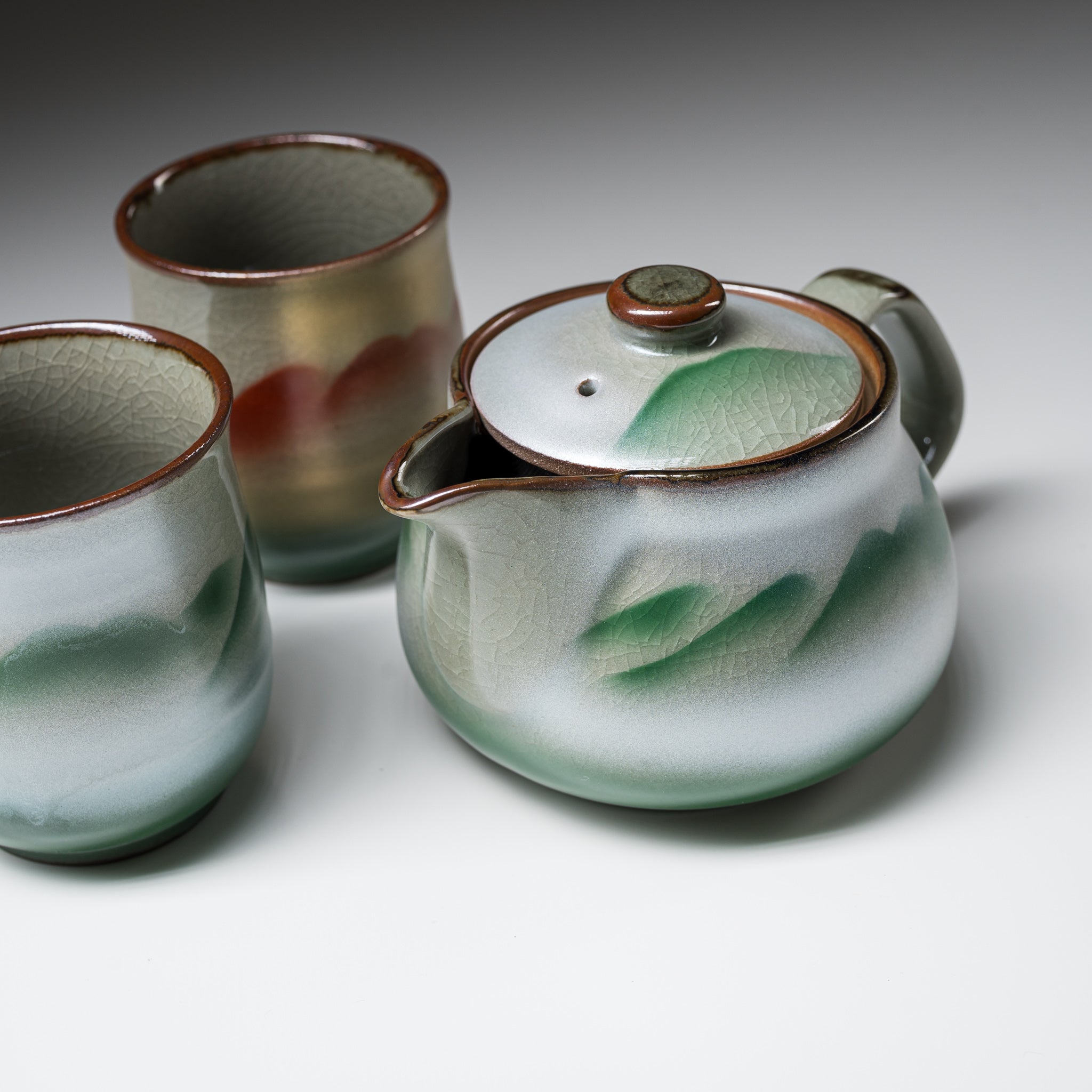 Premium Kutani Ware Japanese Tea Set - Hand-Painted Mountain Landscape Design - Authentic Porcelain Teacups & Teapot - Perfect for Traditional Tea Ceremonies & Home Decor