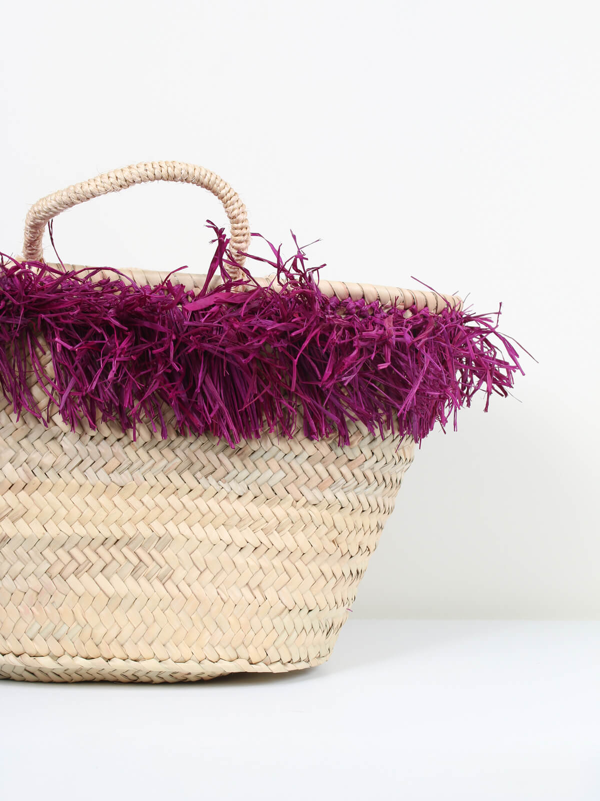 Stylish Violet Raffia Tassel Basket - Handwoven Storage Solution for Home Decor, Beach Essentials & Picnic Accessories
