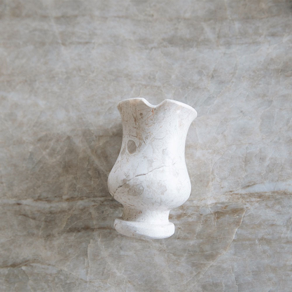 Elegant Small Marble Tulip Vase - Handcrafted Home Decor for Centerpieces, Wedding Decorations & Tabletop Displays