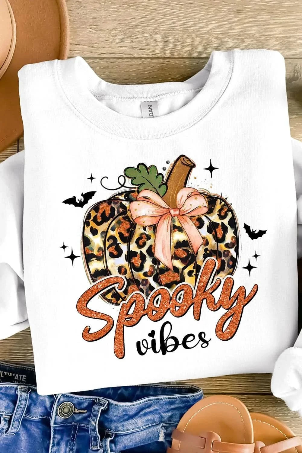 Trendy Long Sleeve Graphic Sweatshirt for Women - Soft Cotton Pullover with Stylish Prints - Perfect for Casual Outfits, Streetwear Fashion & Cozy Fall Layering