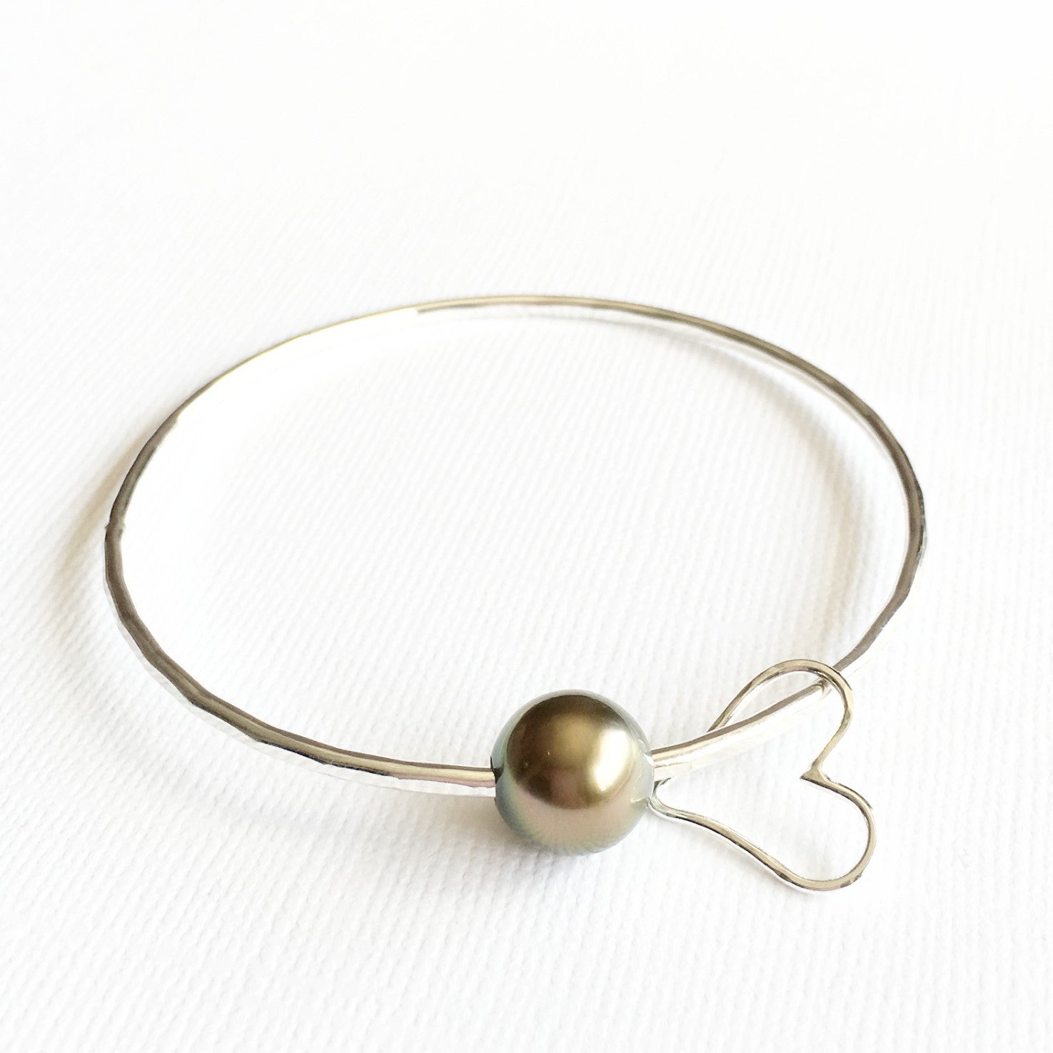 Heart Charm Bangle Lei (B102) - Perfect for Hawaiian Luau, Beach Parties, and Summer Festivals