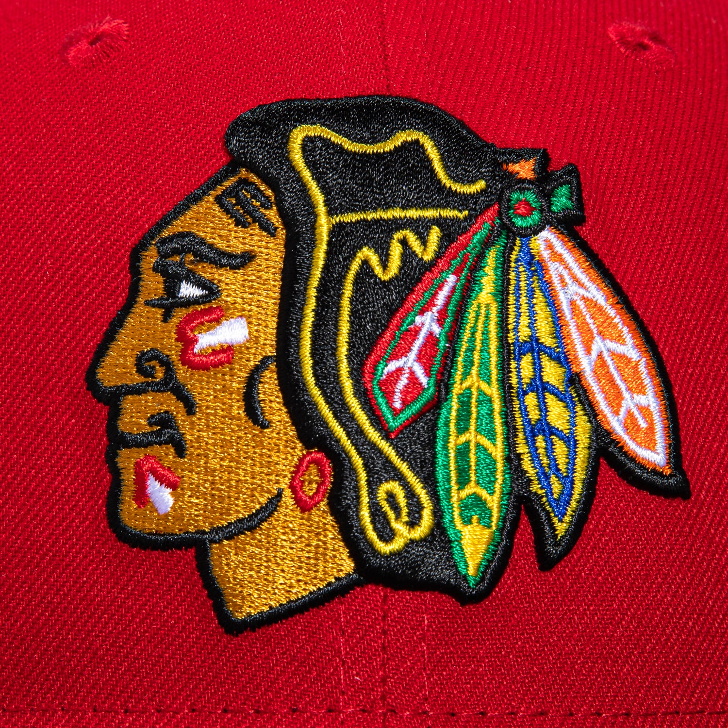 New Era 59Fifty Chicago Blackhawks 2015 Stanley Cup Patch Snapback Hat - Red & Black NHL Hockey Cap for Men & Women - Perfect for Games, Fan Gear & Sports Collectibles