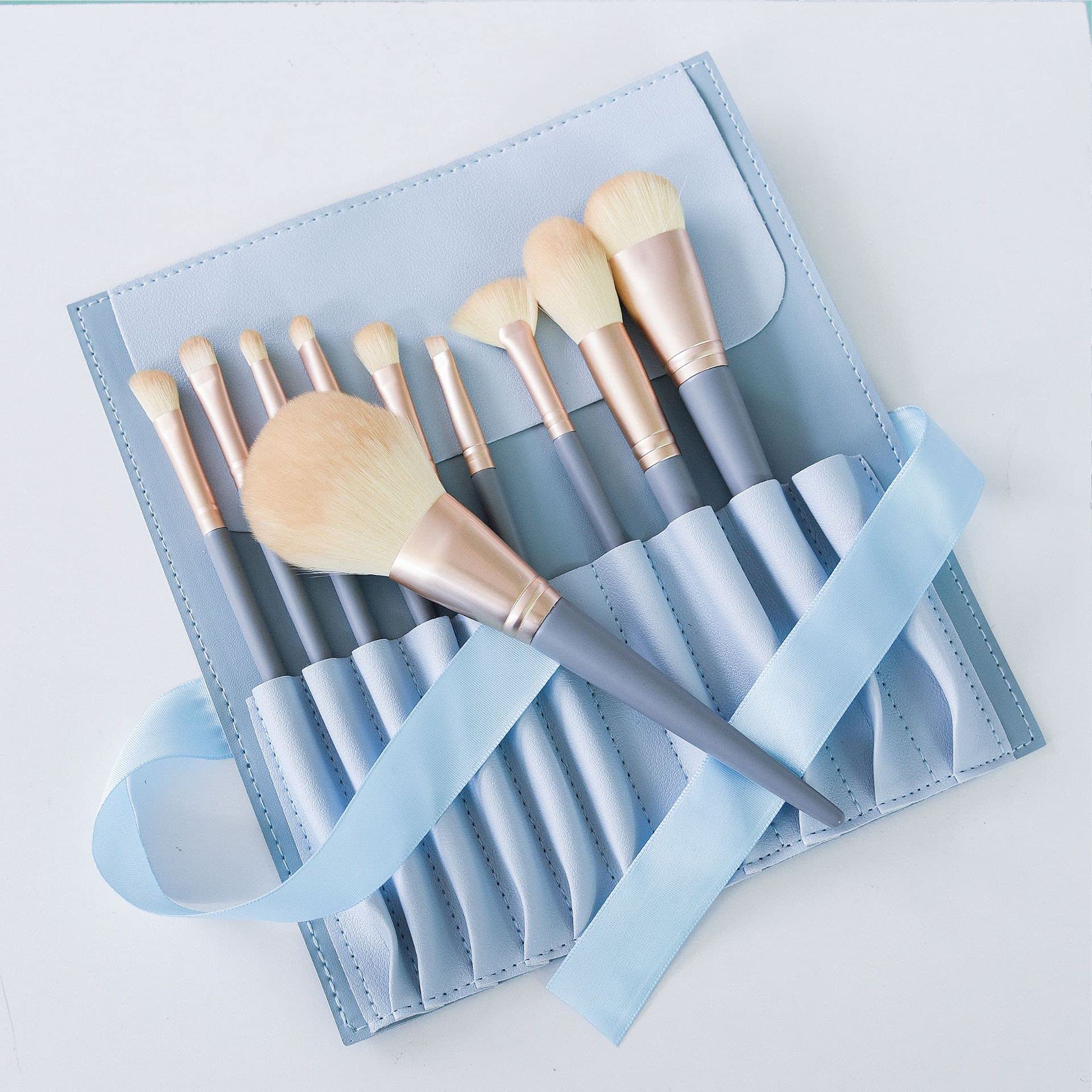 Premium Roslet 10-Piece Makeup Brush Set - Synthetic Foundation, Powder, Blush, Concealer & Eyeshadow Brushes with Travel Pouch | Perfect for Professional Makeup Artists & Everyday Beauty Routines