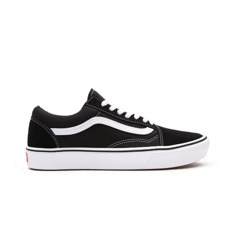Vans Comfycush Old Skool Unisex Sneakers - Classic Skate Shoes for Men & Women | Comfortable Casual Wear for Walking, Running & Street Fashion