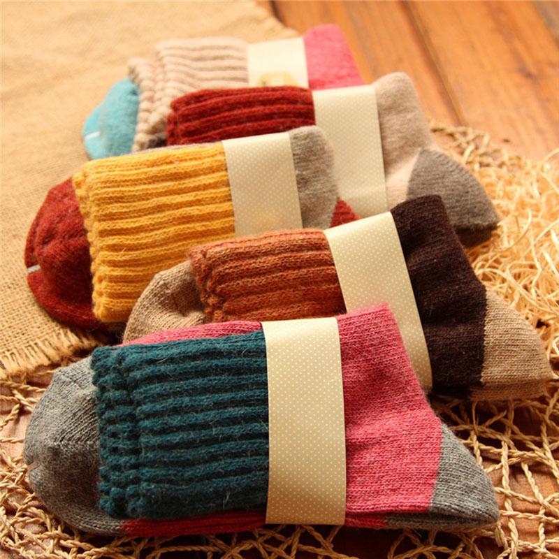 Women's Winter Wool Thick Socks - 5 Pairs Pack - Warm Thermal Socks for Cold Weather - Perfect for Snow Boots, Hiking & Indoor Comfort