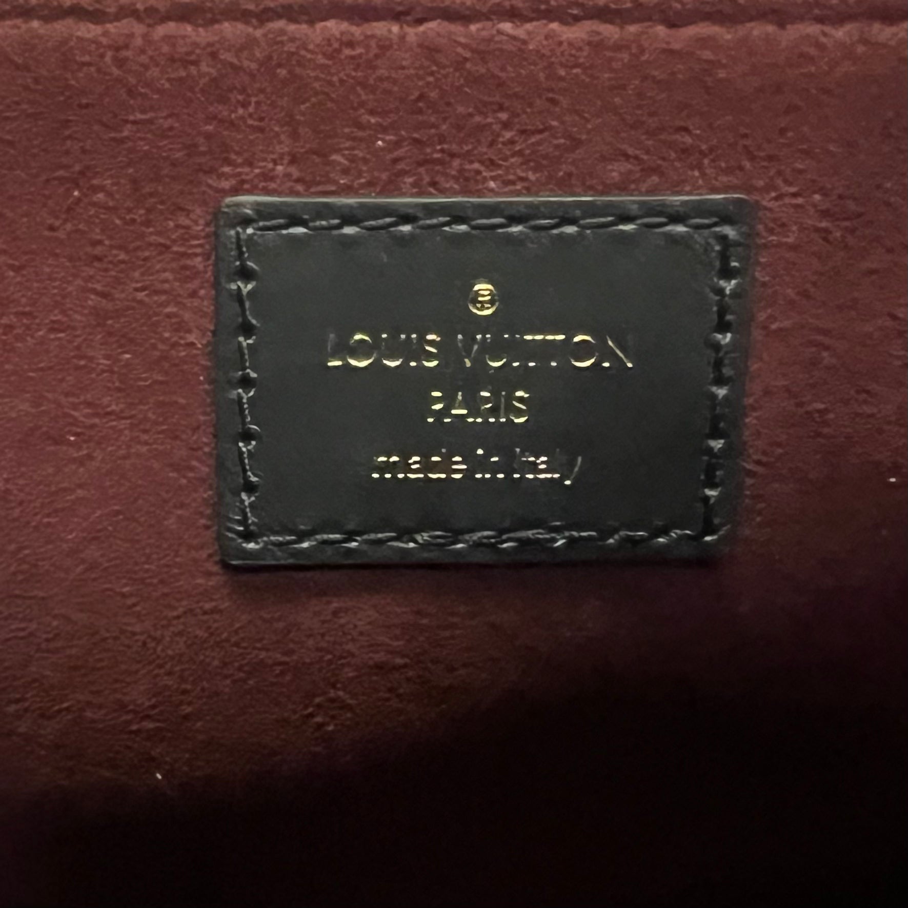 Louis Vuitton Vavin PM Handbag in Damier Ebene Canvas - Elegant Crossbody Bag for Women, Perfect for Work, Travel & Everyday Use