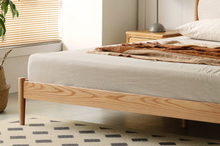 Solid Oak & Beech Wood Windsor Bed - Handcrafted Classic Wooden Bed Frame for Bedroom - Perfect for Master Bedroom, Guest Room & Cozy Farmhouse Style