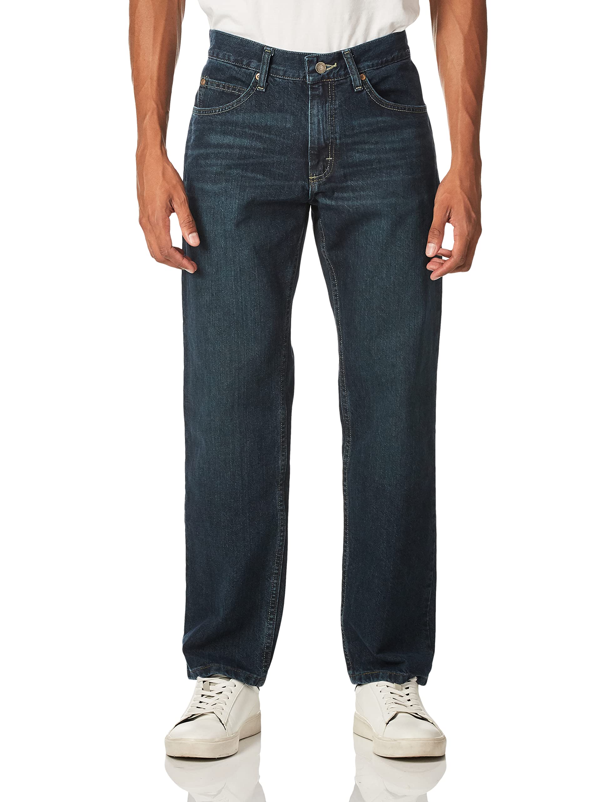 Lee Men's Regular Fit Straight Leg Jeans - Classic Denim Pants for Casual Wear & Everyday Comfort | Perfect for Work, Weekend & Outdoor Activities