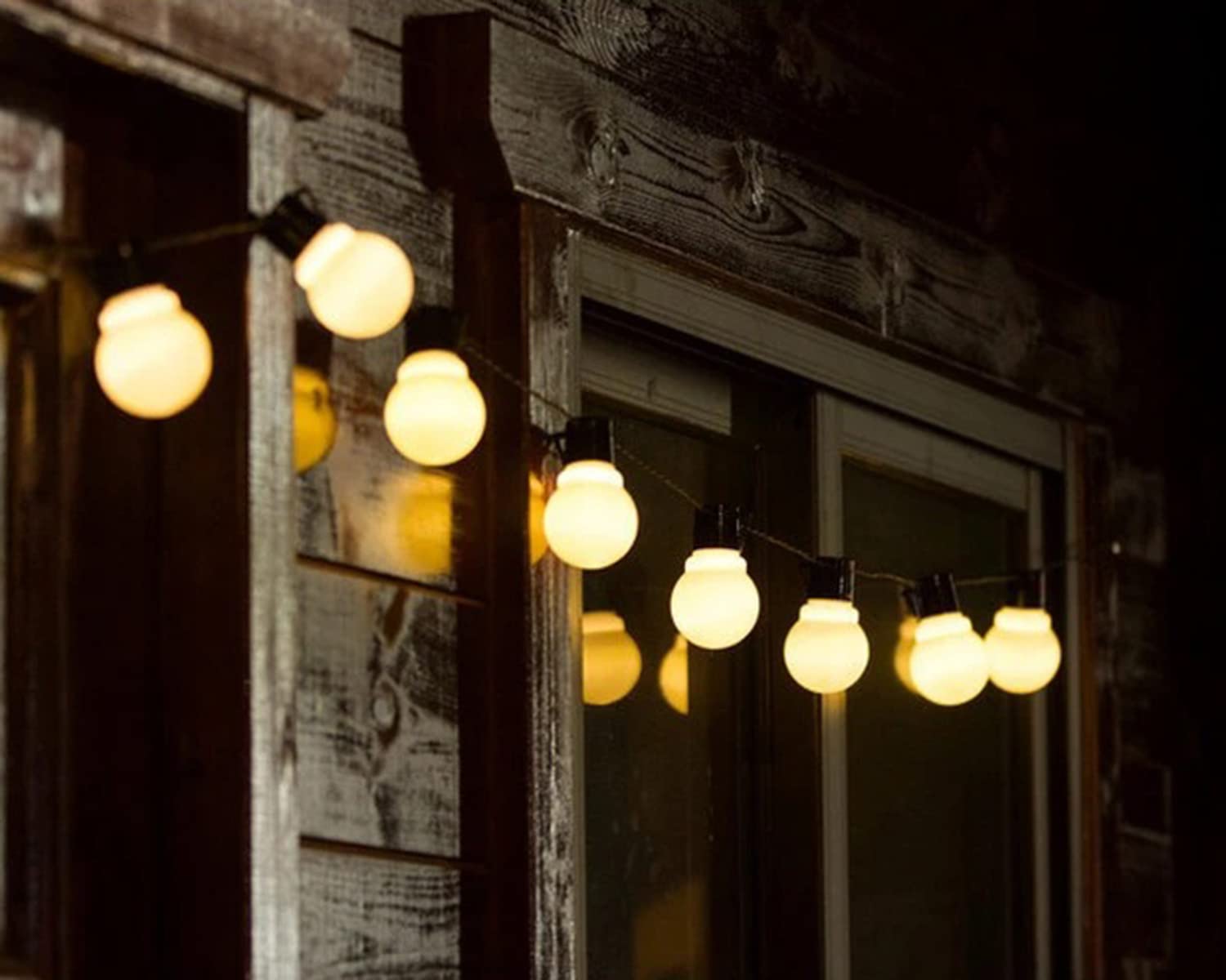 16 FT Solar Powered G50 Milky White LED String Lights - Outdoor Hanging Edison Retro Bulbs with 20 Warm White LEDs for Garden, Patio, Wedding, Party & Home Decoration (Weatherproof & Energy Saving)