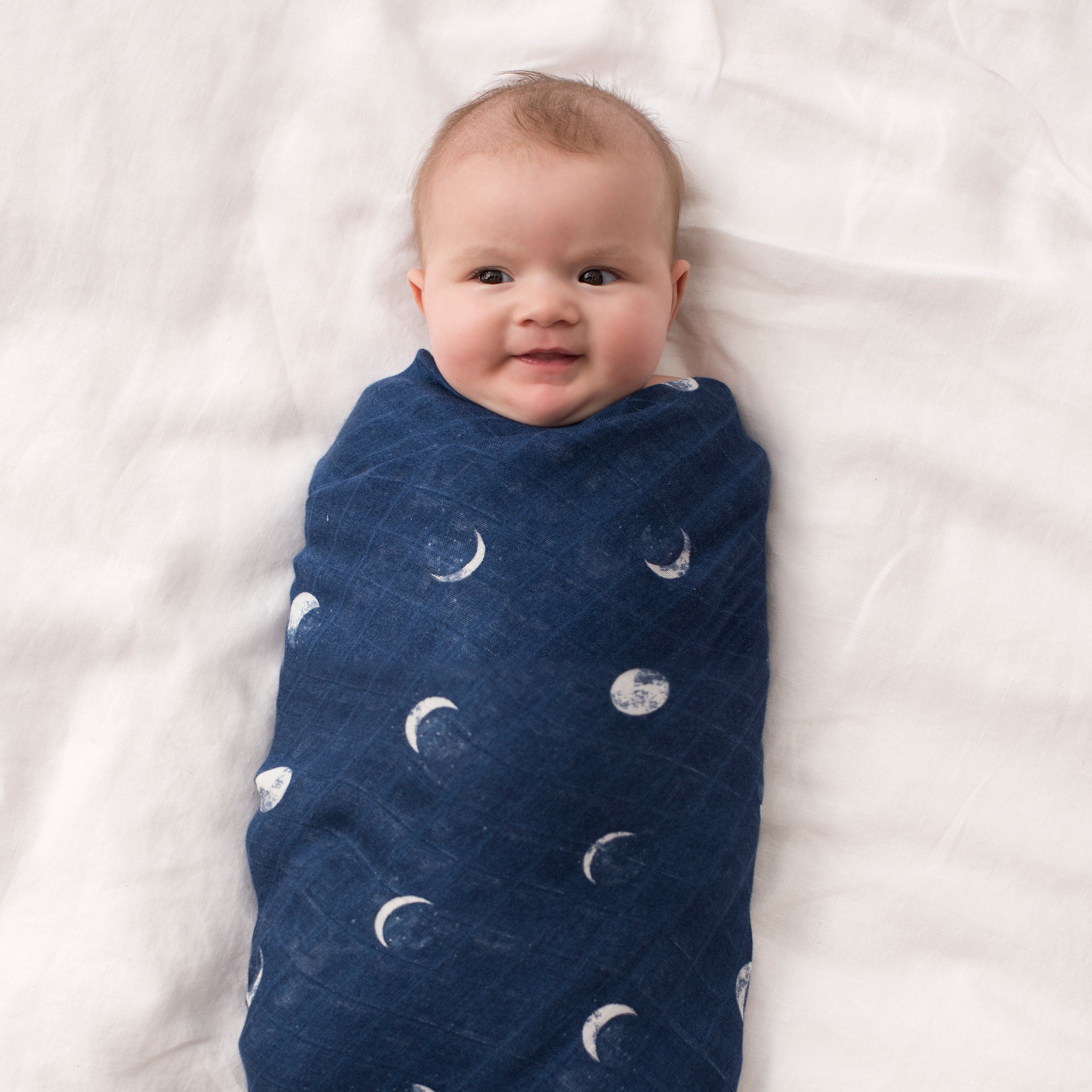 Aden + Anais Soft Bamboo Fiber Baby Swaddle Blankets 3-Pack - Ultra Gentle & Breathable for Newborns, Infants & Toddlers - Perfect for Swaddling, Nursing, Stroller & Car Seat Cover