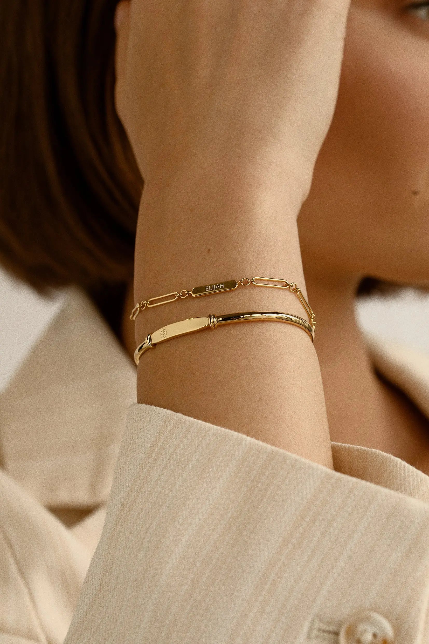 Stylish Etch Chain Bracelet for Women - Trendy Adjustable Jewelry Gift for Everyday Wear & Special Occasions