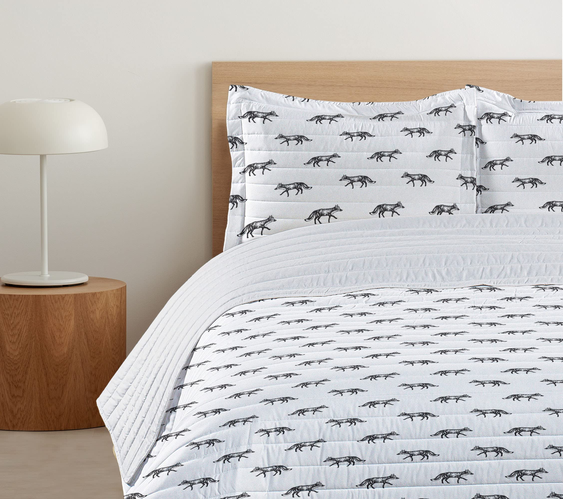 Ambesonne Fox Microfiber Bedspread Set - Queen Size Charcoal Grey White | Hand Drawn Forest Animals Sketch Monochrome Nature Design | Soft Bedding Set with Pillow Shams & Comforter | Perfect for Cozy Bedrooms, Cabin Retreats & Nature-Themed Home Decor