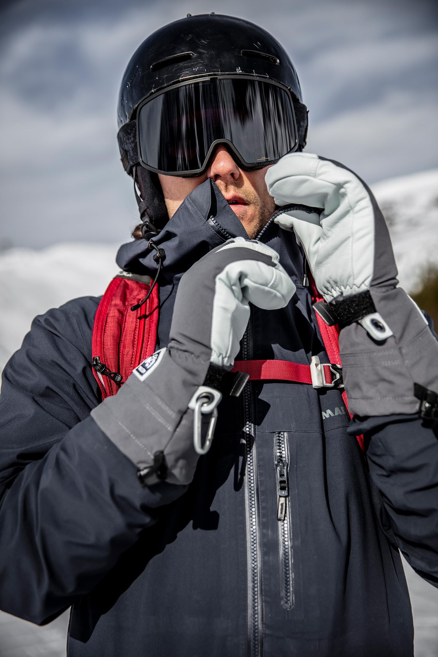 Hestra Unisex Army Leather Heli Ski Gloves - 3-Finger Waterproof Snow Gloves for Men & Women - Perfect for Skiing, Snowboarding & Winter Sports