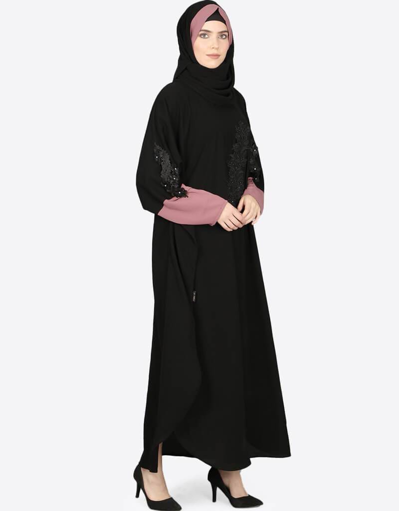 Stylish Arabic Patch Contrast Cuff Black Kaftan - Elegant Embroidered Long Dress for Women - Perfect for Eid, Weddings & Special Occasions