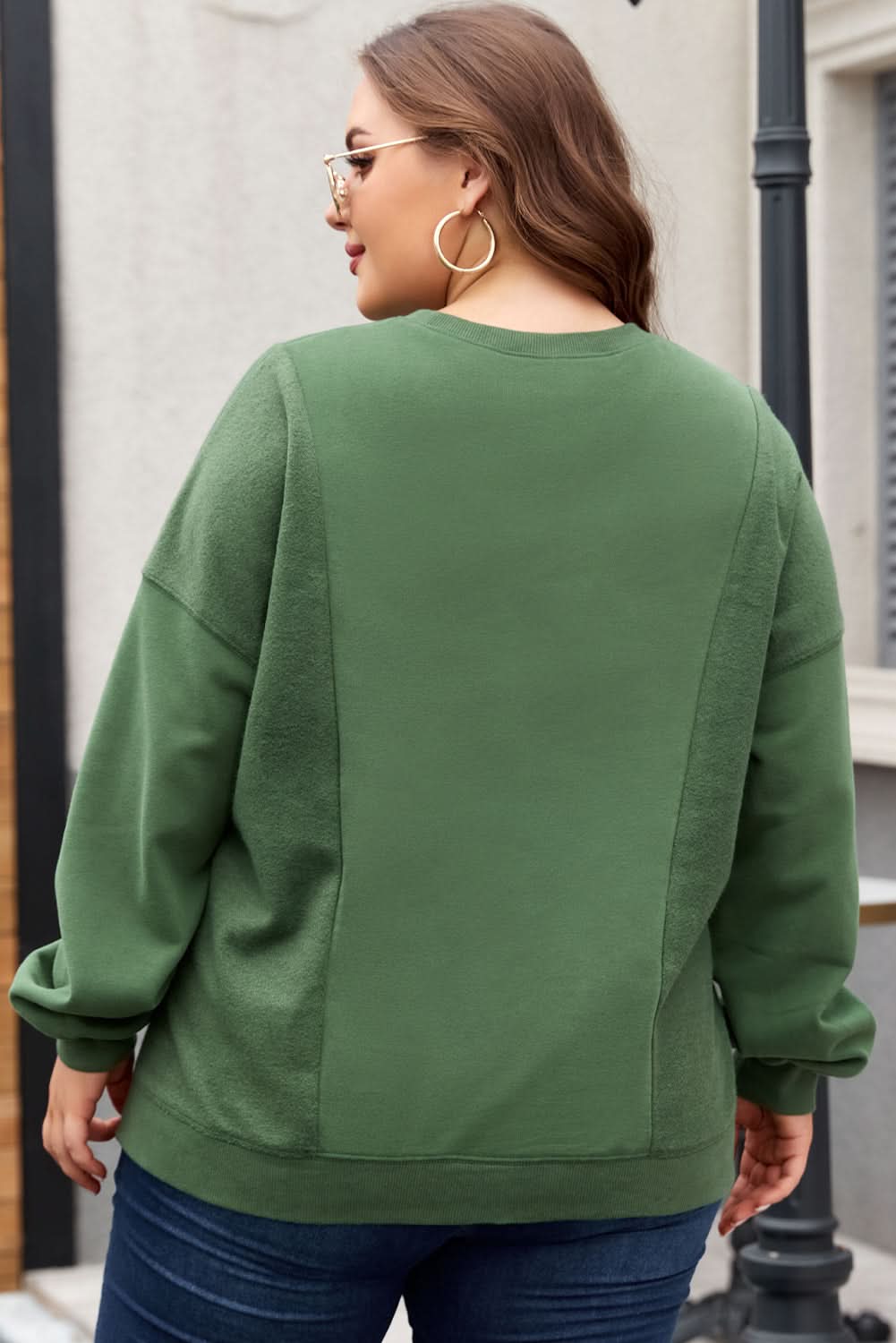 Stylish Plus Size Blackish Green Sweatshirt for Women - Cozy & Trendy Casual Wear for Fall & Winter Outfits