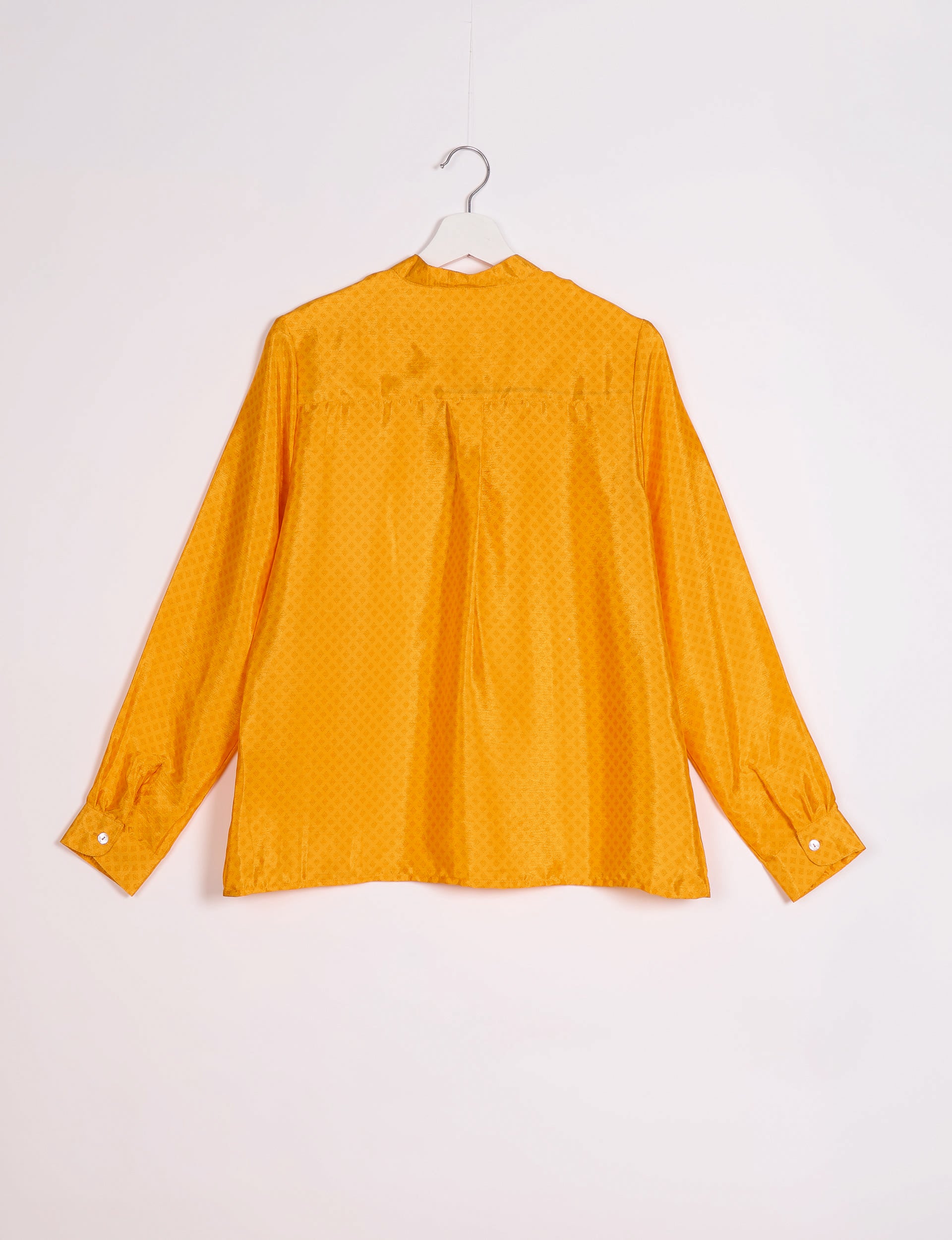 Women's Casual Day Blouse Size Medium 39 - Perfect for Office Wear, Dating & Everyday Outfits