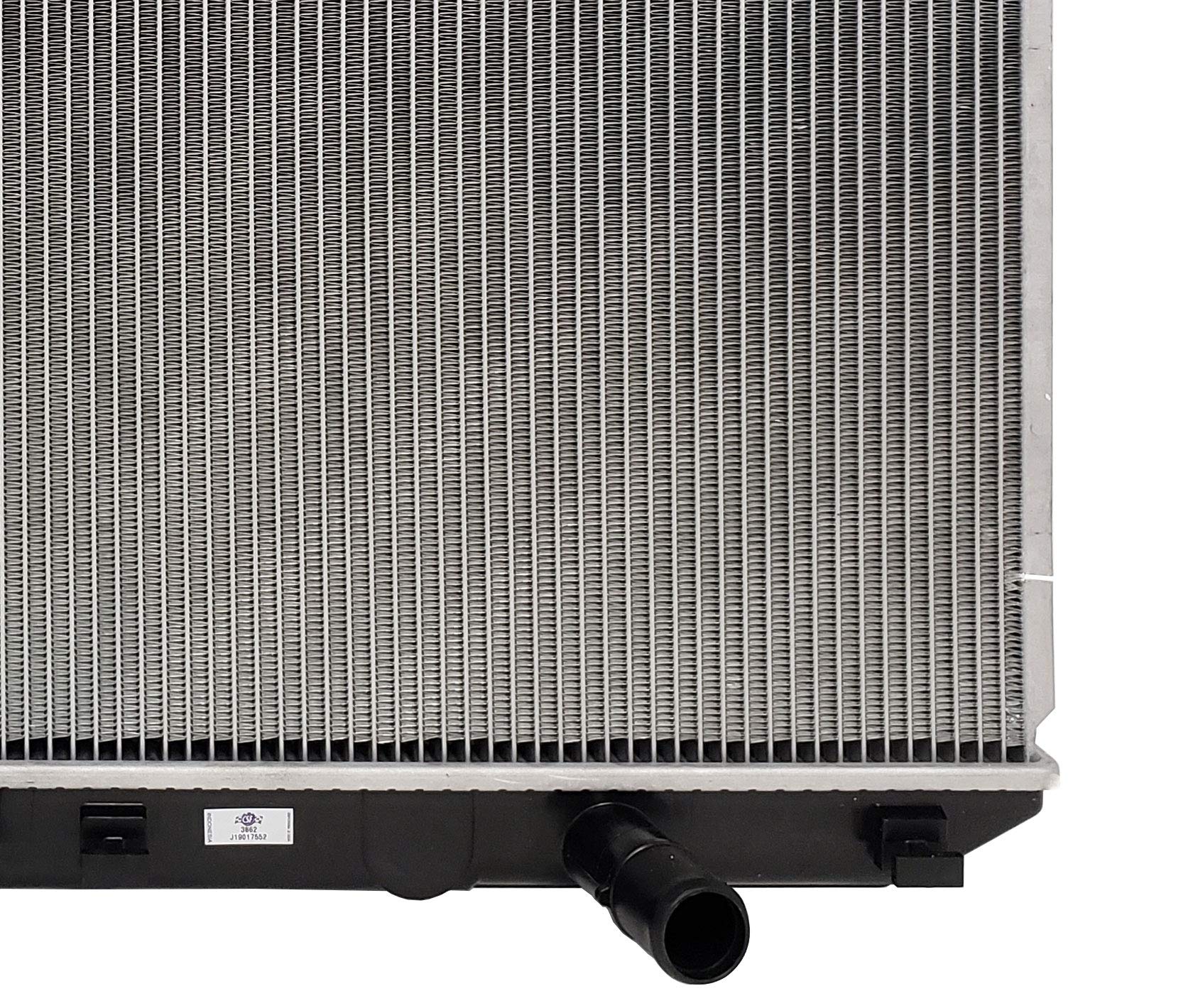 High-Performance Car Radiator - Aluminum Alloy Engine Cooling System for Sedans, SUVs & Trucks - Ideal for Daily Commute, Road Trips & Heavy-Duty Towing