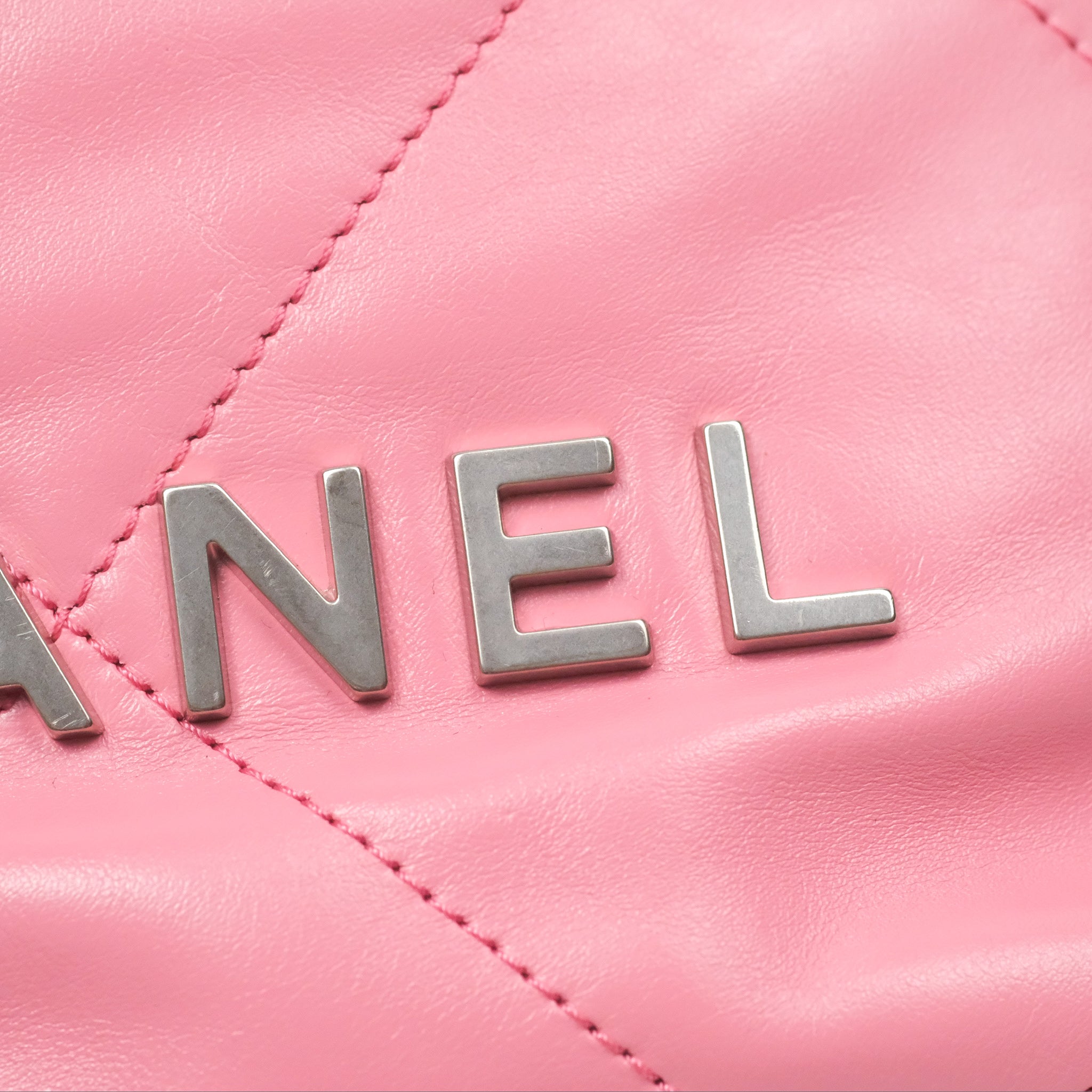 Chanel 22 Mini Bag in Pink Crumpled Calfskin with Aged Silver Hardware - Luxury Crossbody Purse for Women, Perfect for Date Night & Evening Events