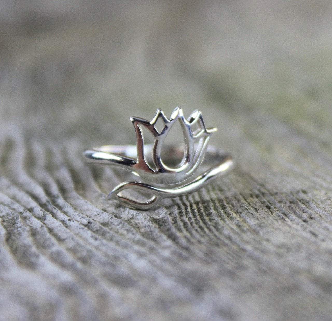 Healing Lotus Ring for Women - Adjustable Boho Flower Ring for Spiritual Healing, Meditation & Yoga - Perfect Gift for Her